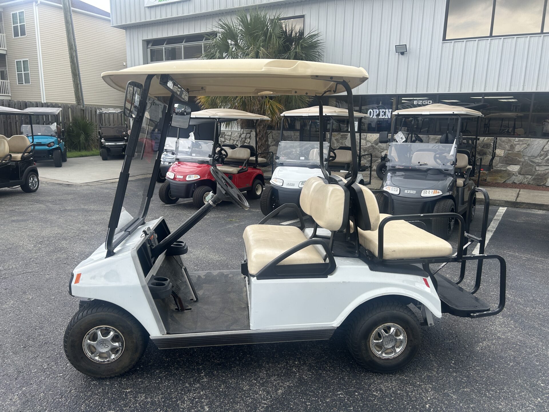 
								2000 Club Car DS full									