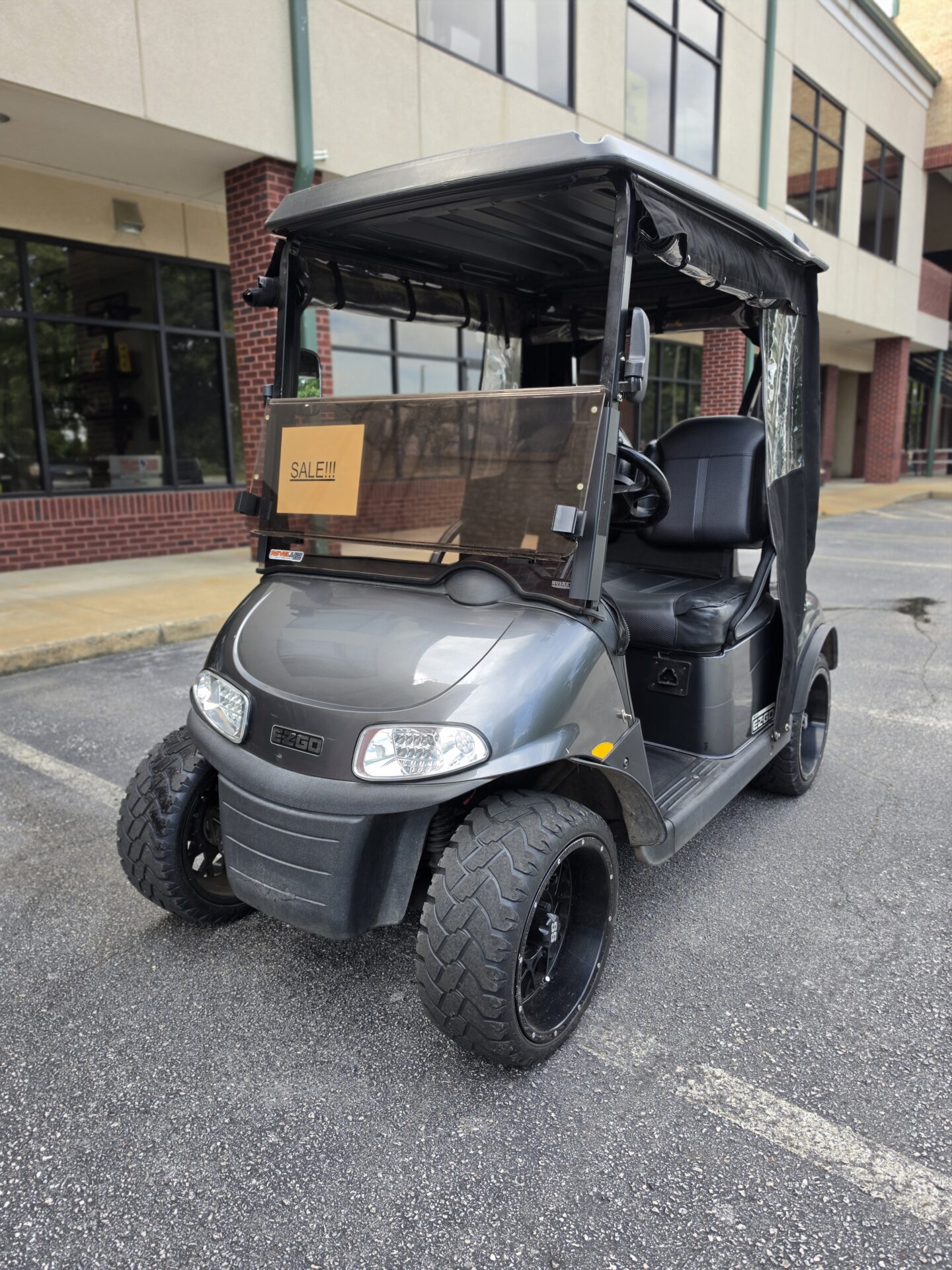 2015 E-Z-GO RXV