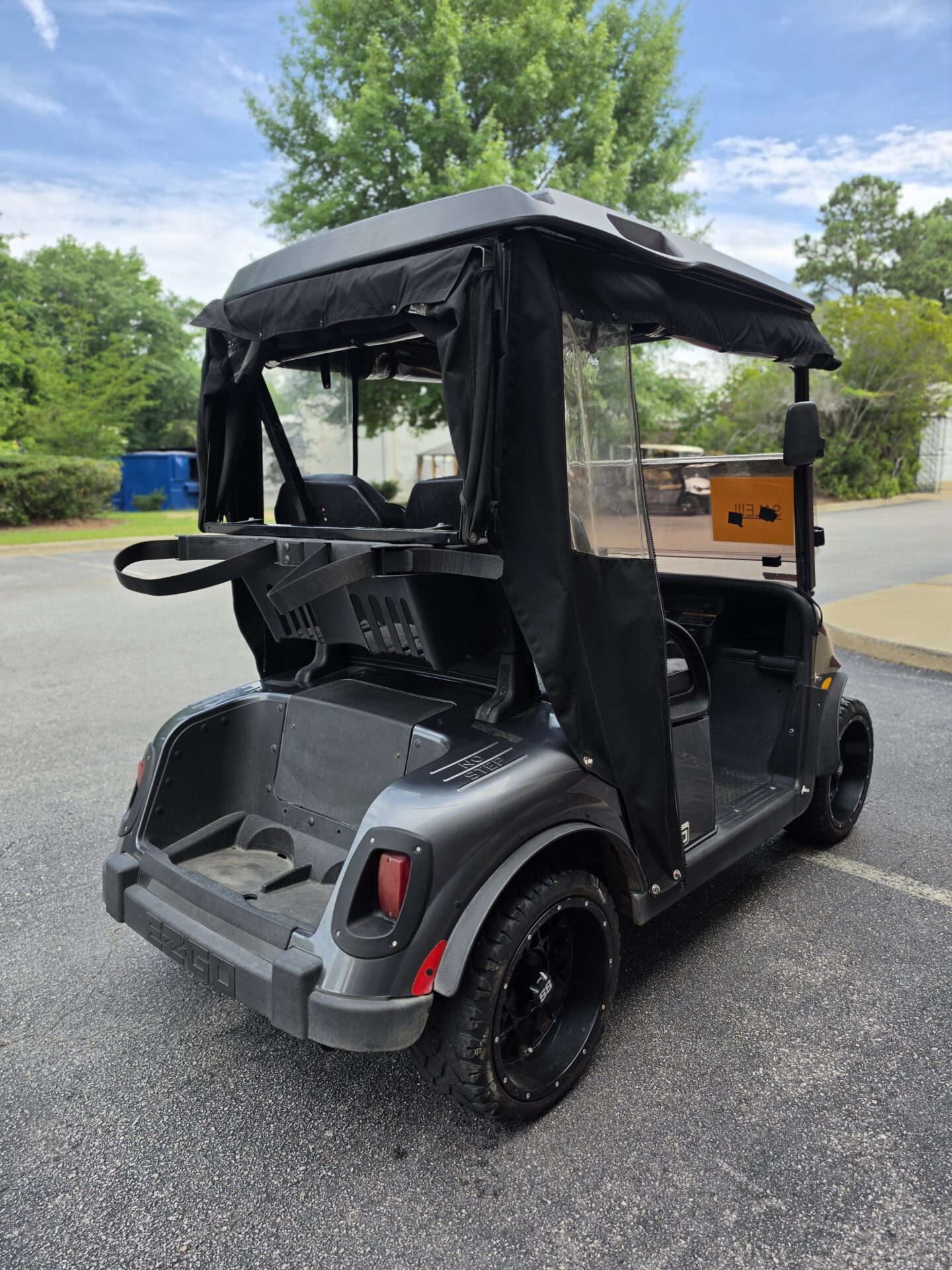 
								2015 E-Z-GO RXV full									