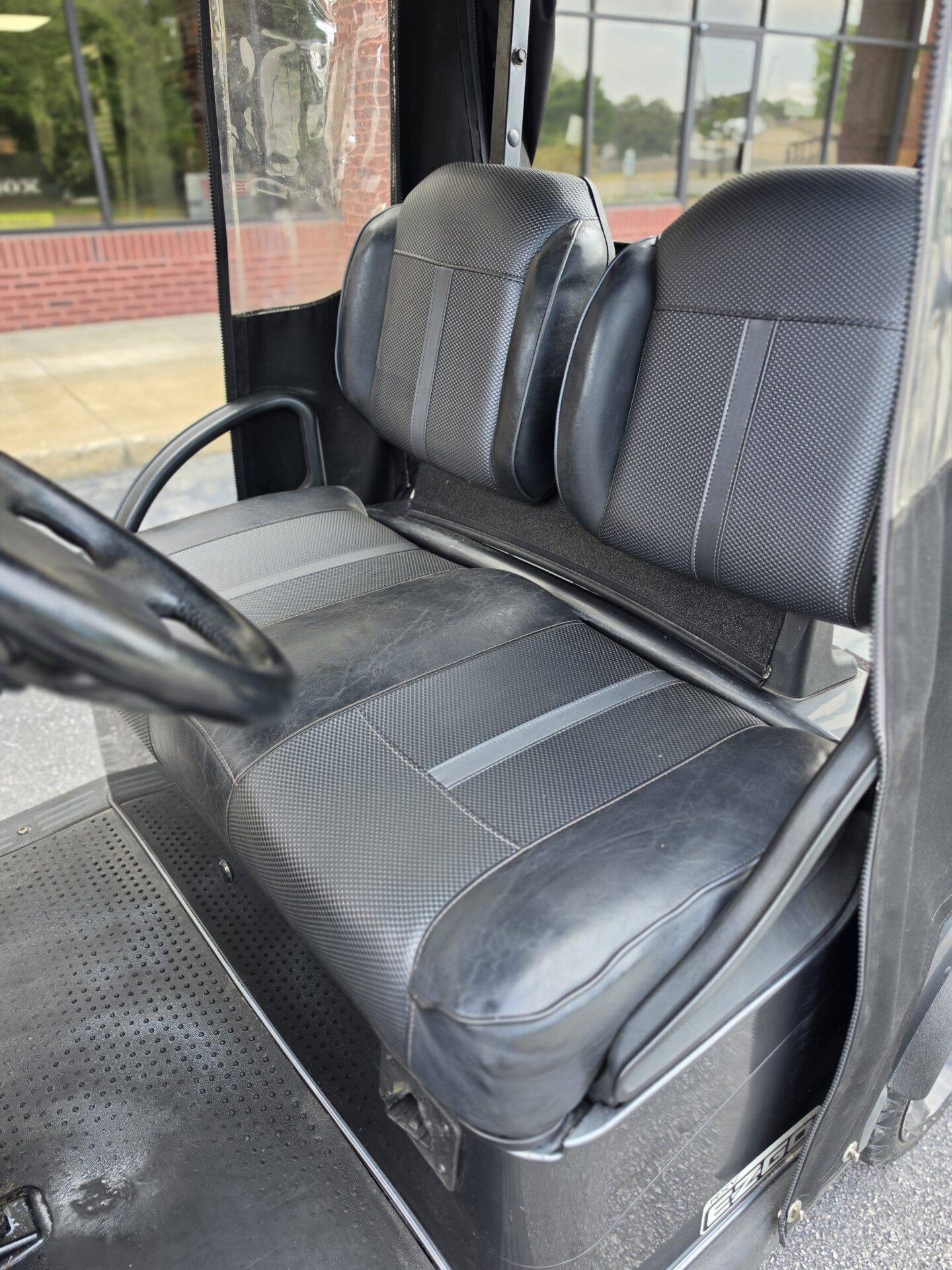 
								2015 E-Z-GO RXV full									