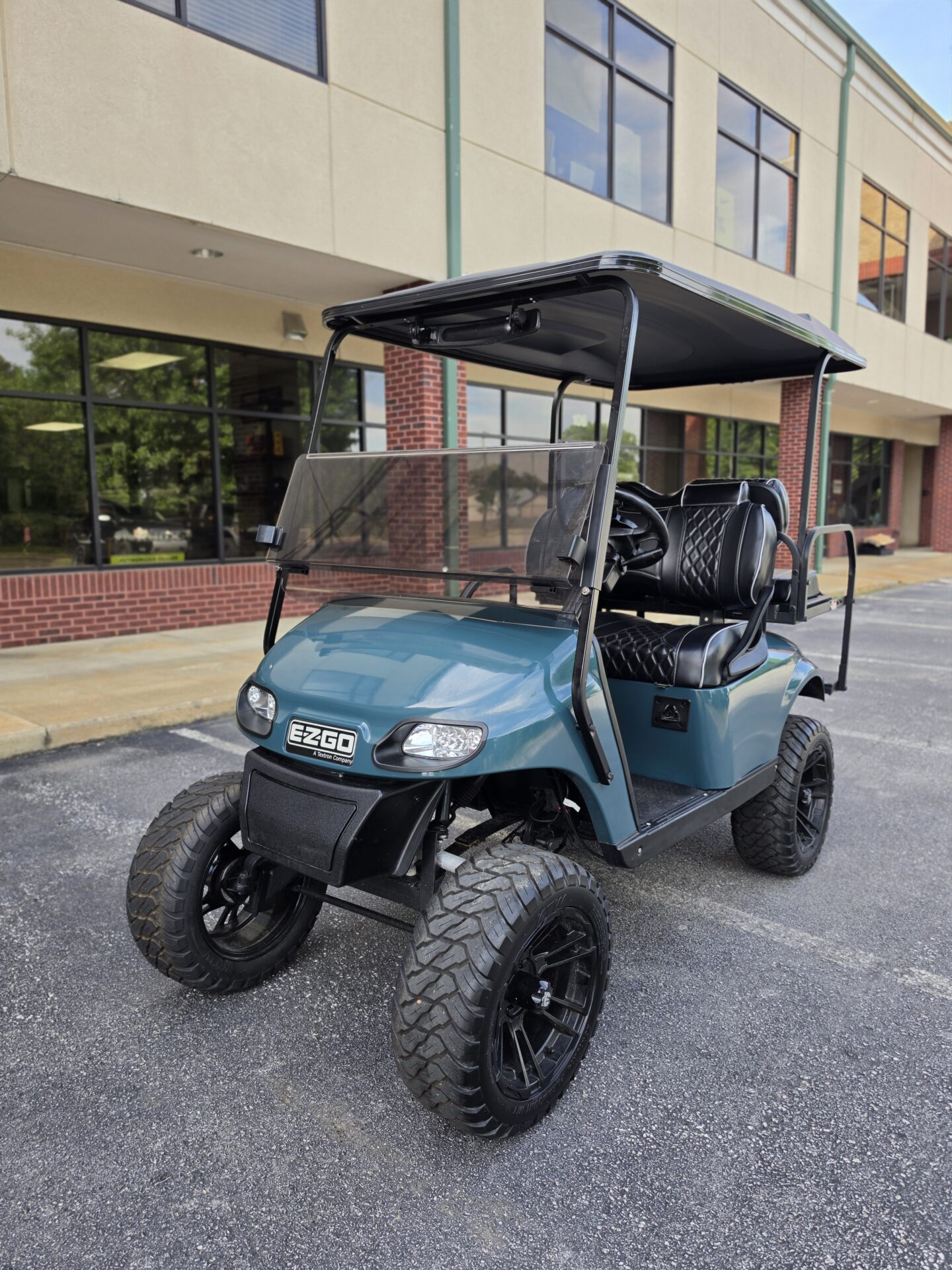 2018 E-Z-GO Freedom TXT Elite