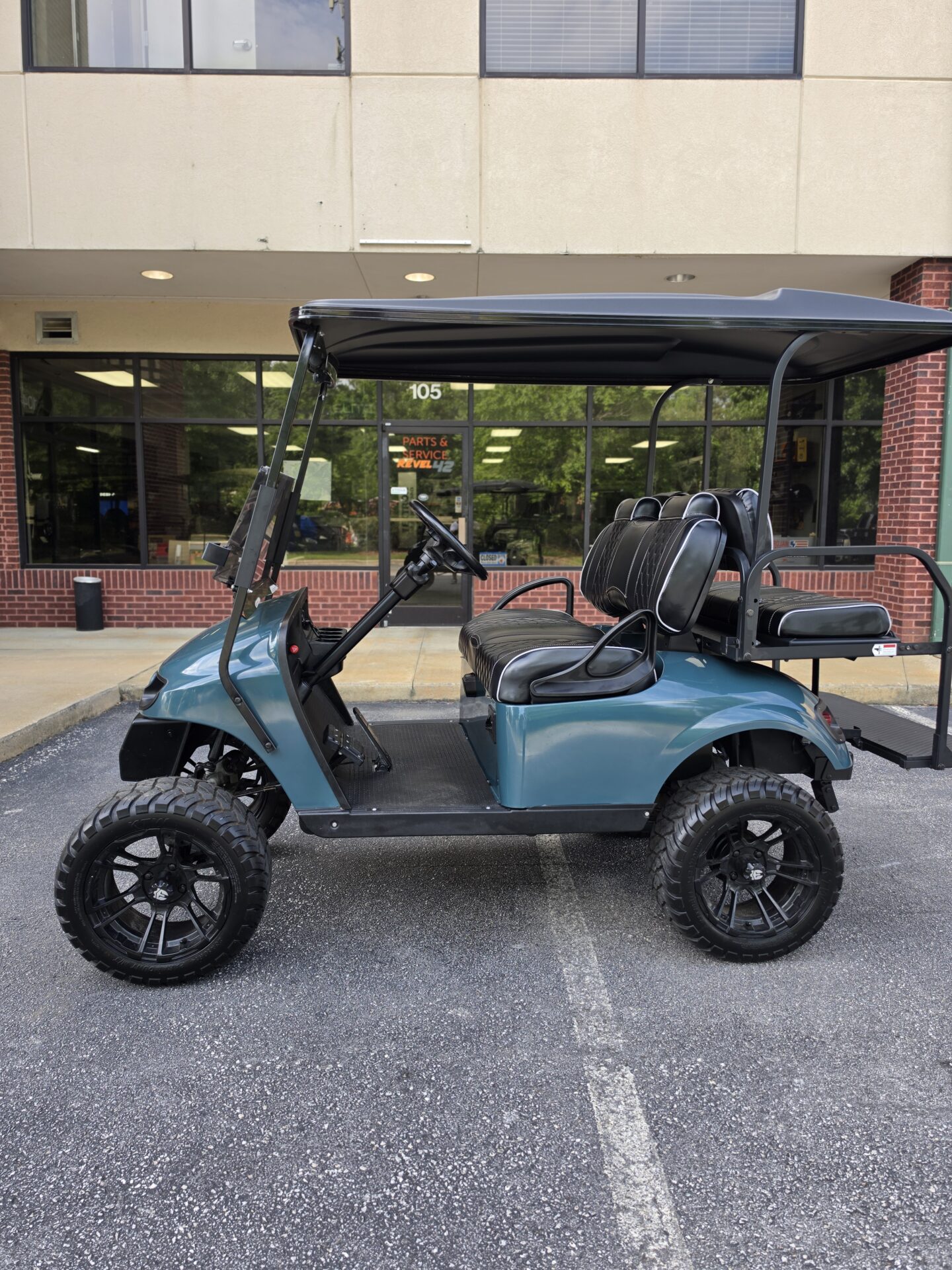 
								2018 E-Z-GO Freedom TXT Elite full									