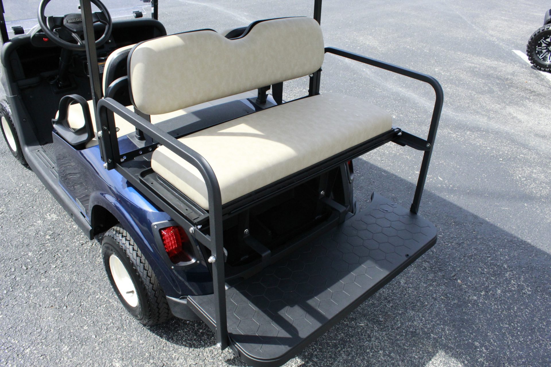 
								2021 E-Z-GO RXV CPO full									