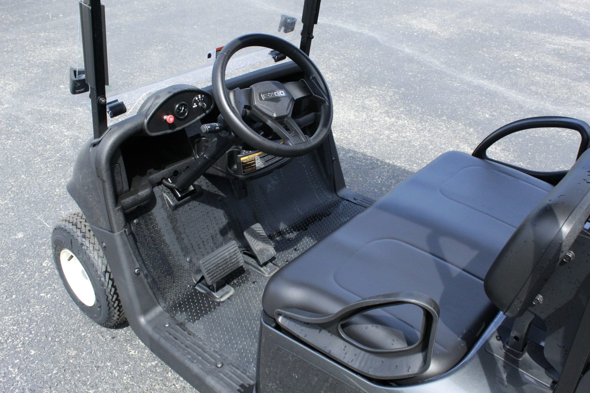2021 E-Z-GO RXV CPO