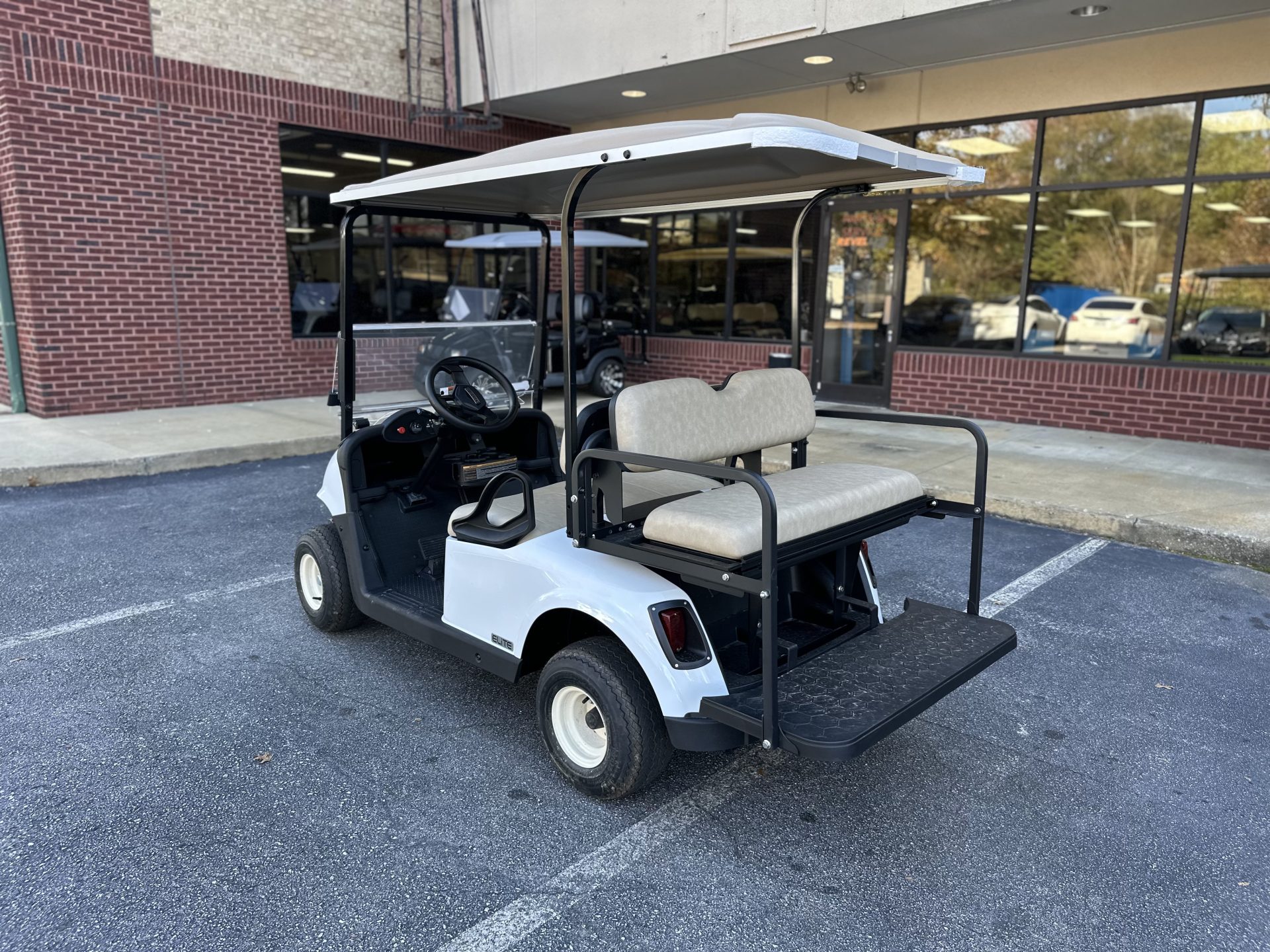 2021 E-Z-GO RXV CPO