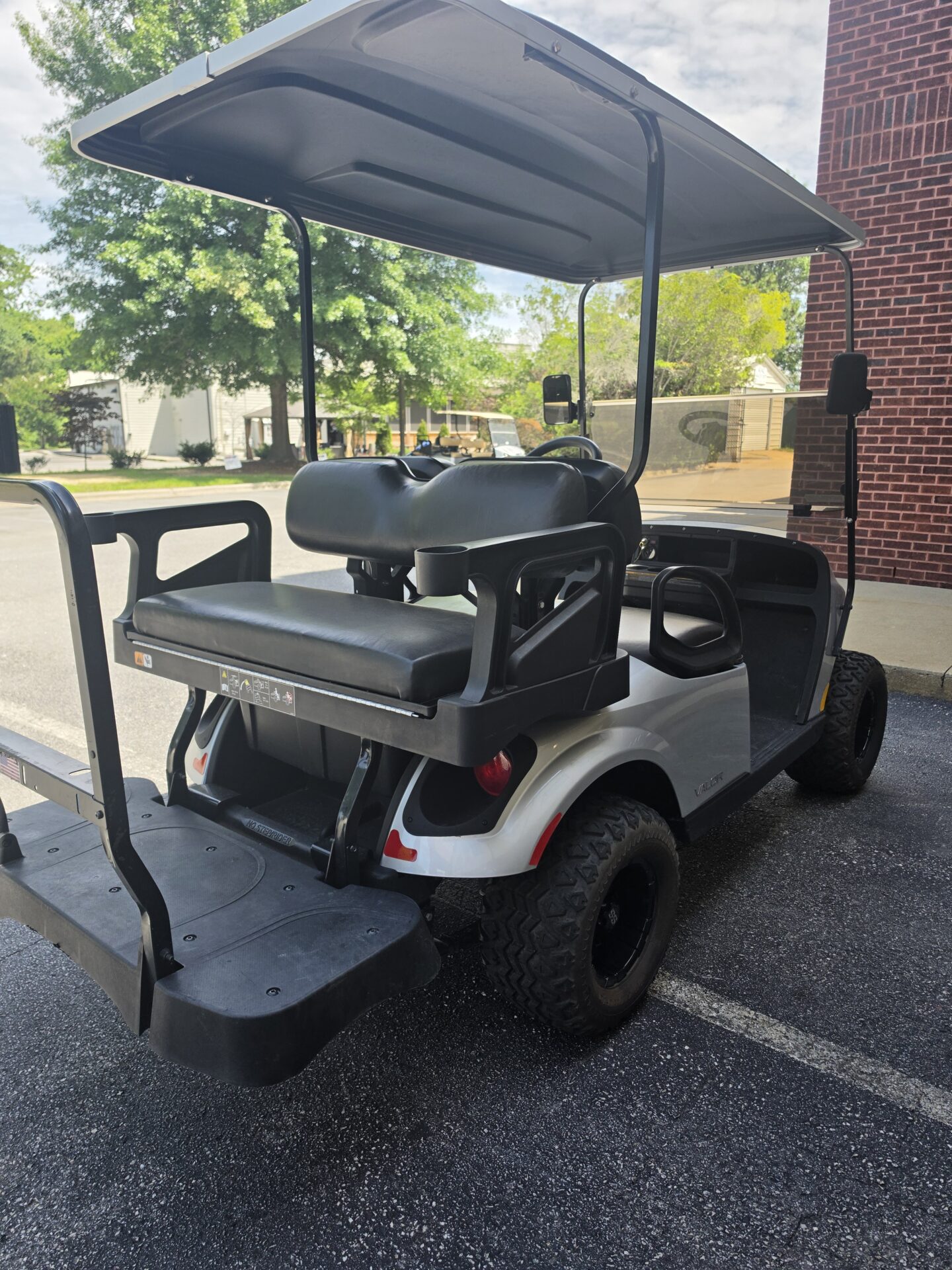 2022 E-Z-GO Valor EX1 Sport