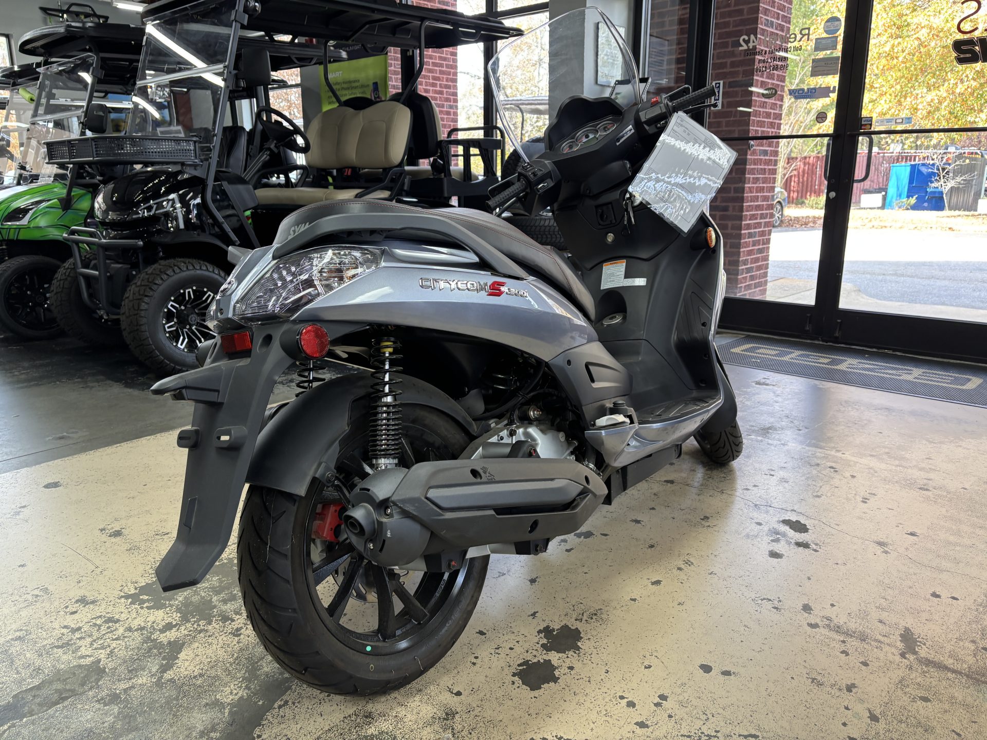
								2022 SYM Citycom S300i full									