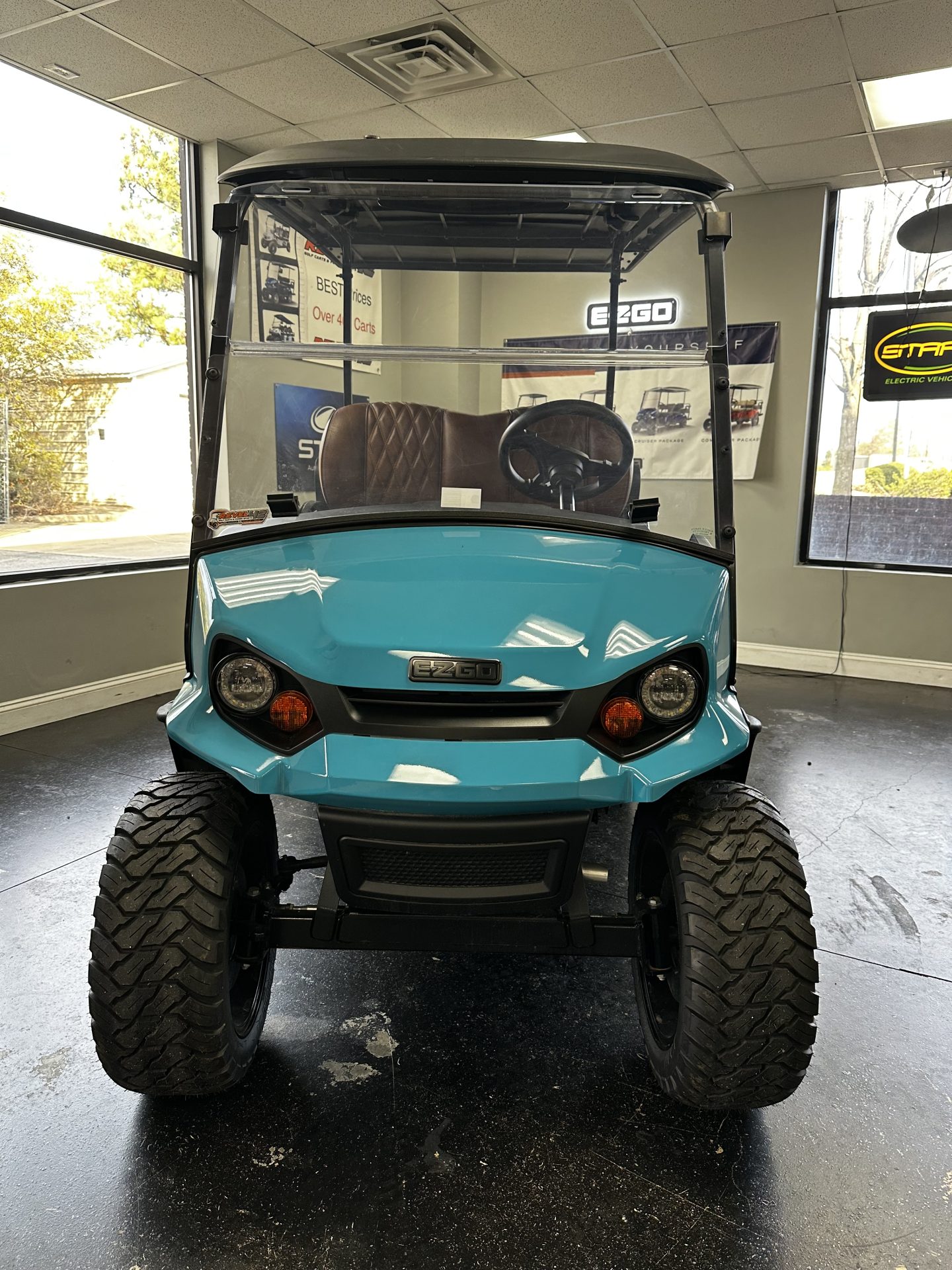 
								2024 E-Z-GO Express S4 full									