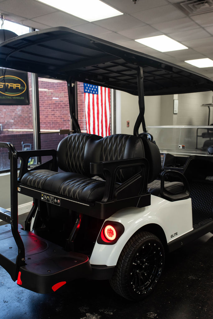 
								2024 E-Z-GO Freedom RXV Elite full									