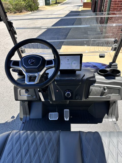 
								2026 Denago EV Nomad XL full									
