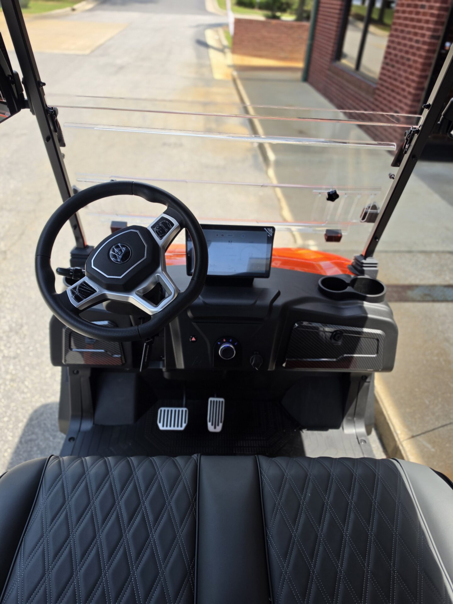
								2026 Denago EV Nomad XL full									