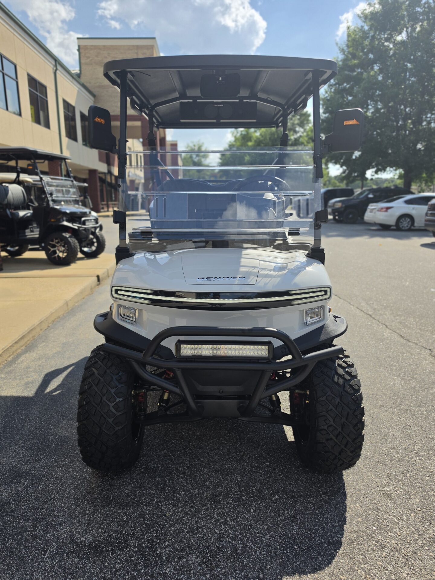 
								2026 Denago EV Nomad XL full									