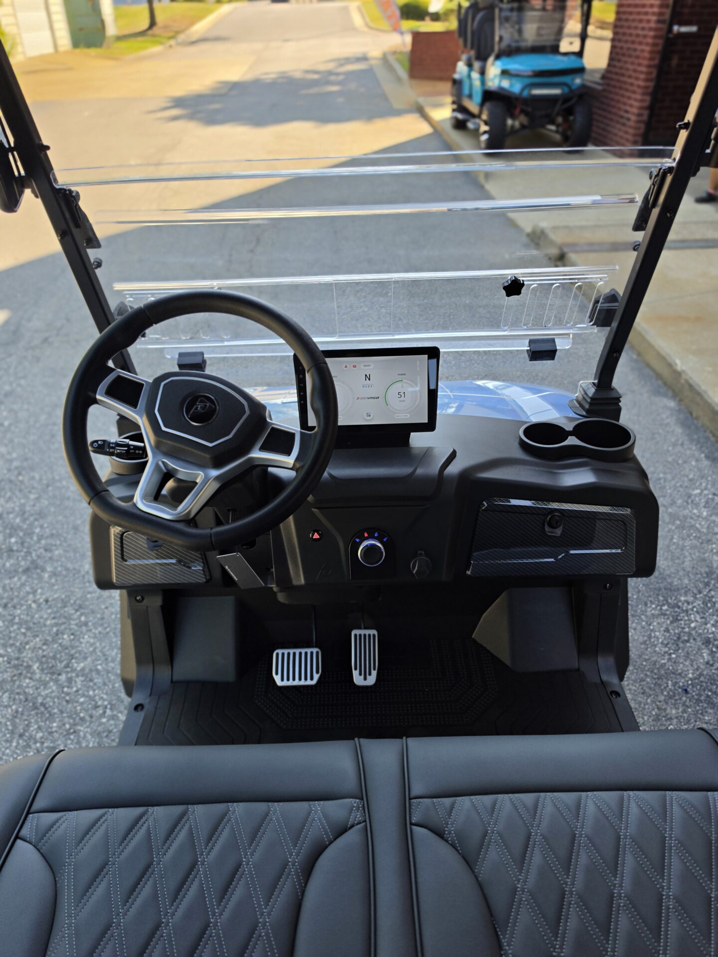 
								2026 Denago EV Rover XL full									