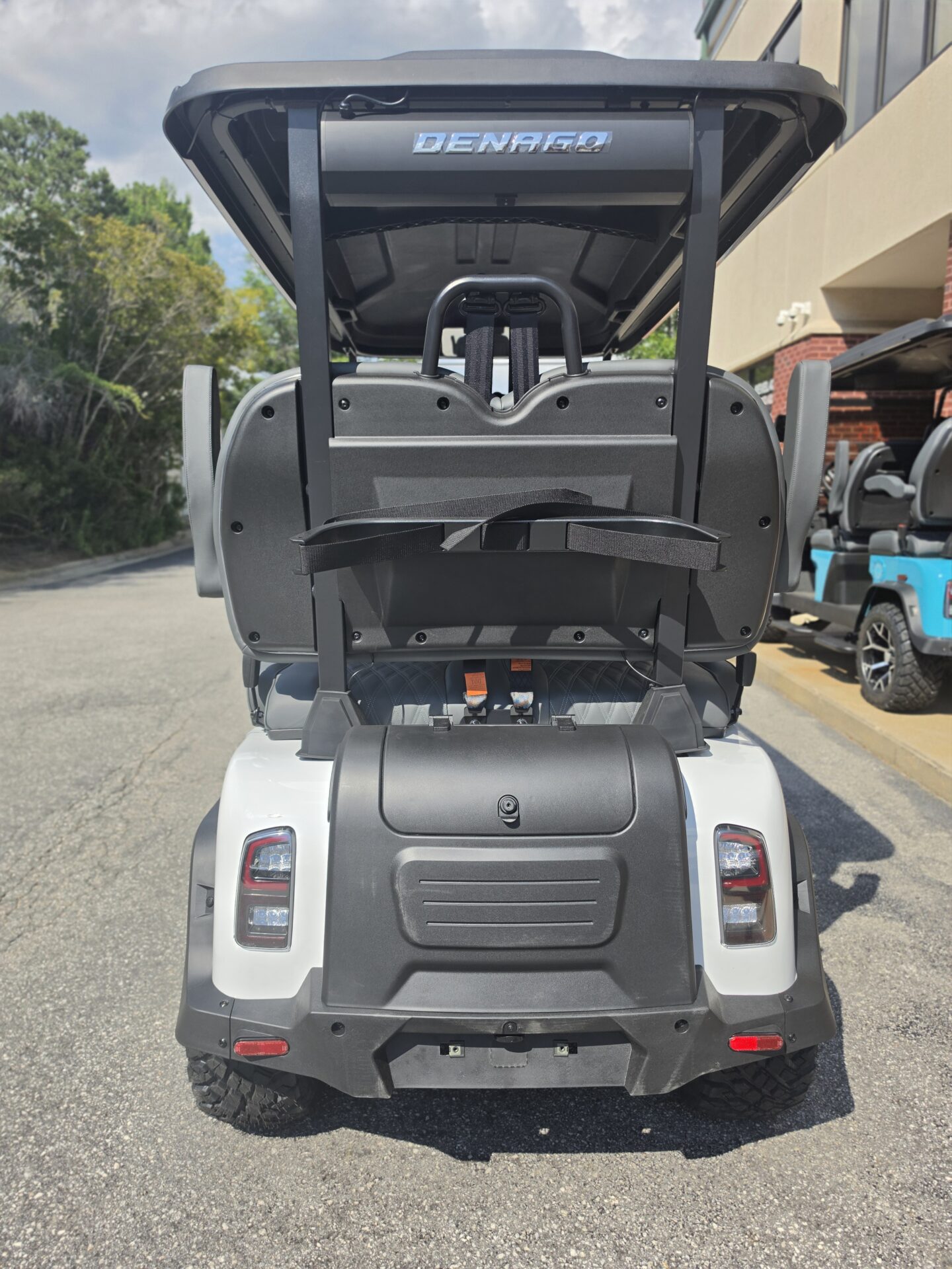 
								2026 Denago EV Rover XL full									