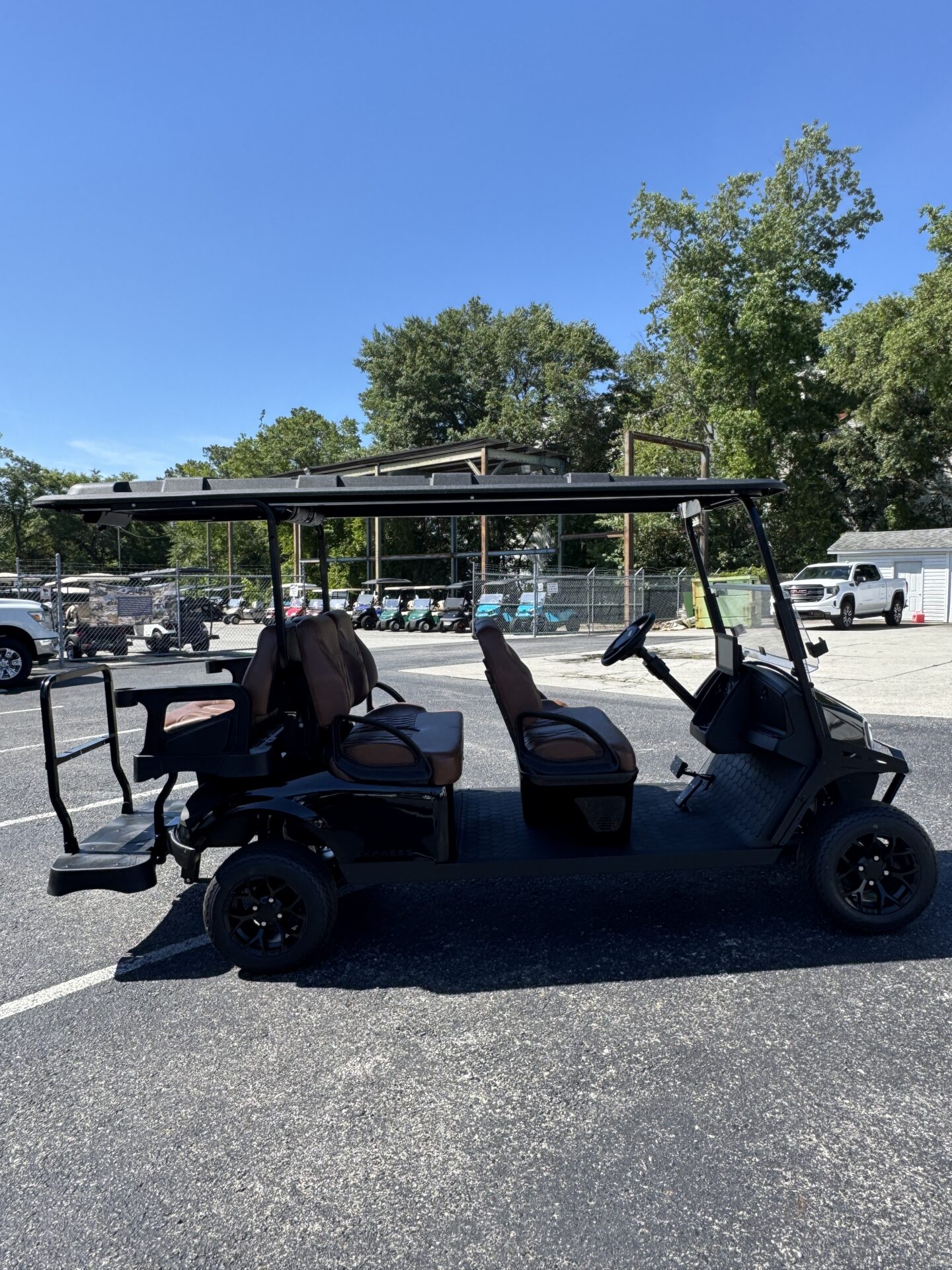 
								2026 E-Z-GO Express L6 ELiTE full									