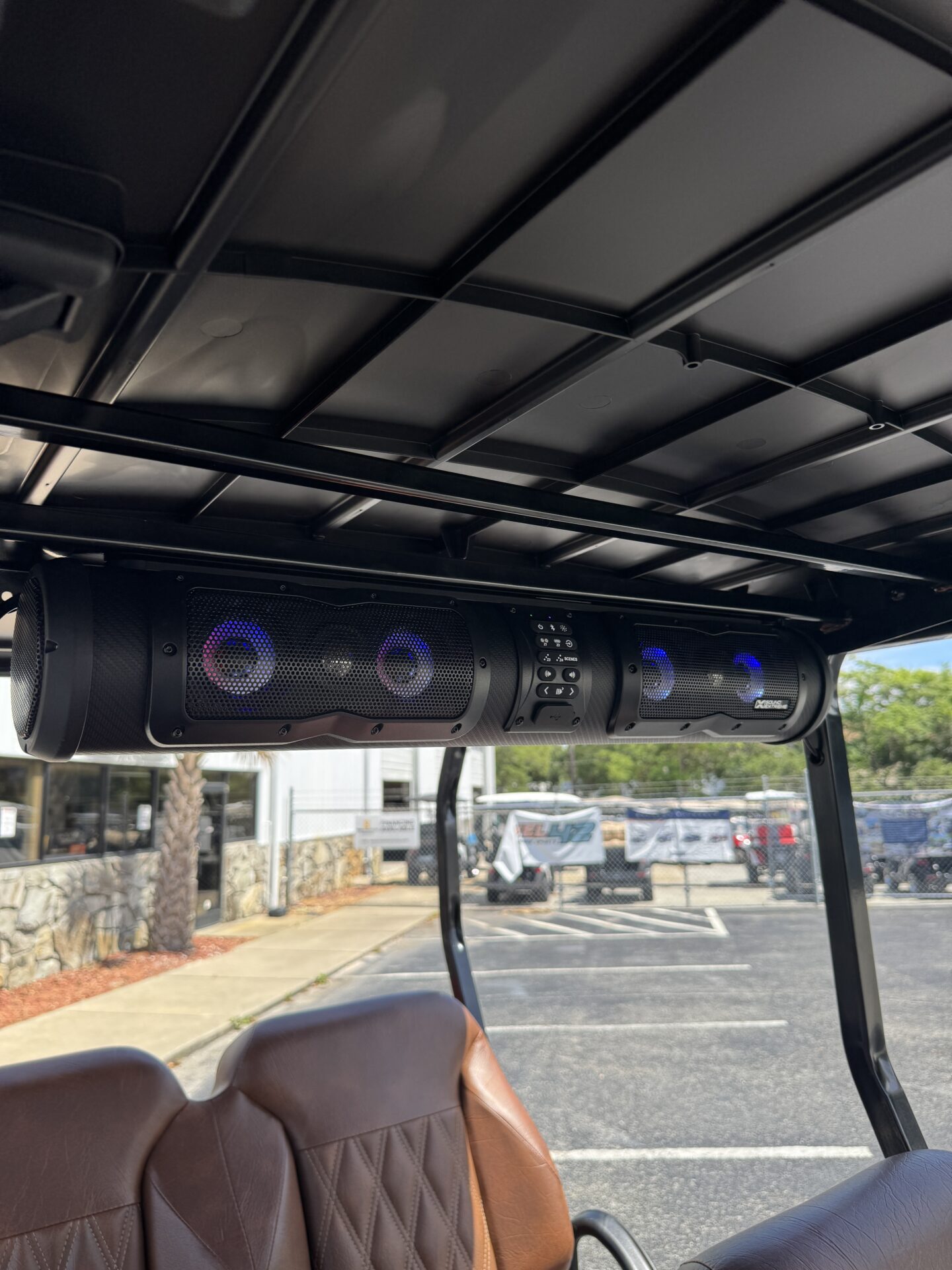 
								2026 E-Z-GO Liberty LSV ELiTE Lithium full									
