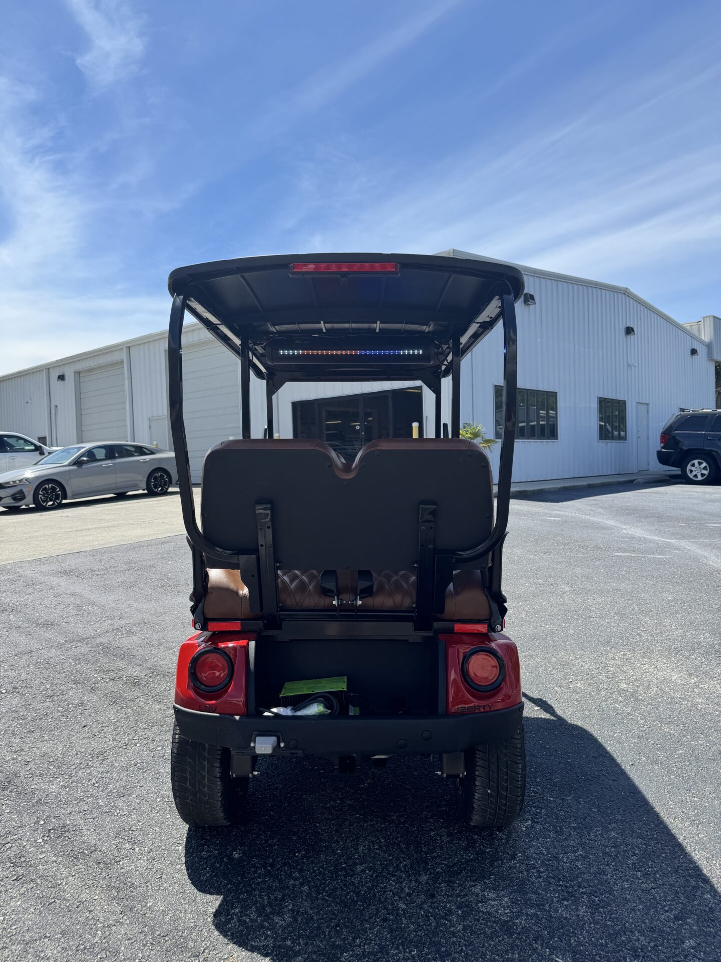 
								2026 E-Z-GO Liberty LSV ELiTE Lithium full									