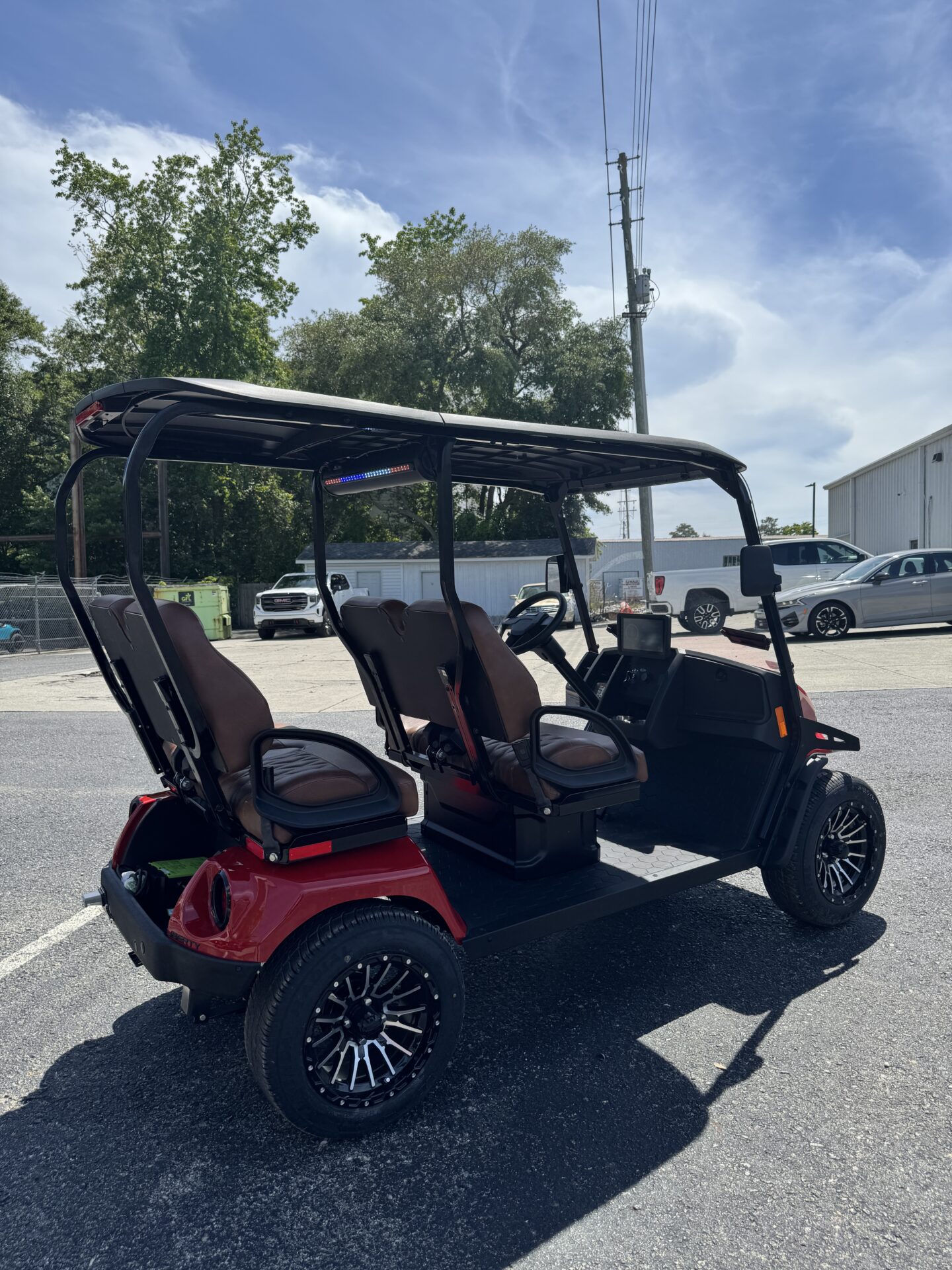 
								2026 E-Z-GO Liberty LSV ELiTE Lithium full									