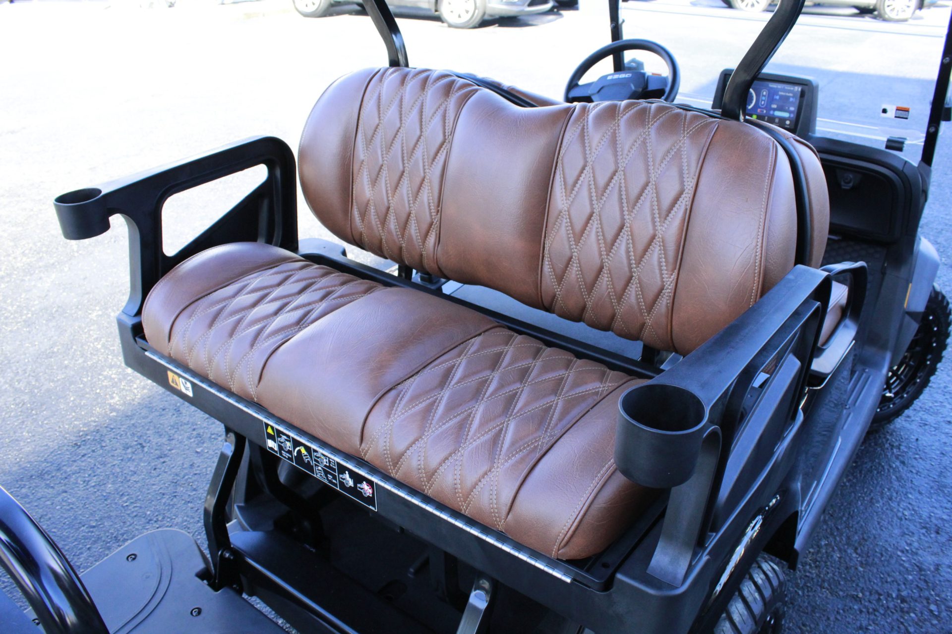 
								2026 E-Z-GO RXV 4 Summit XT Elite Lithium full									