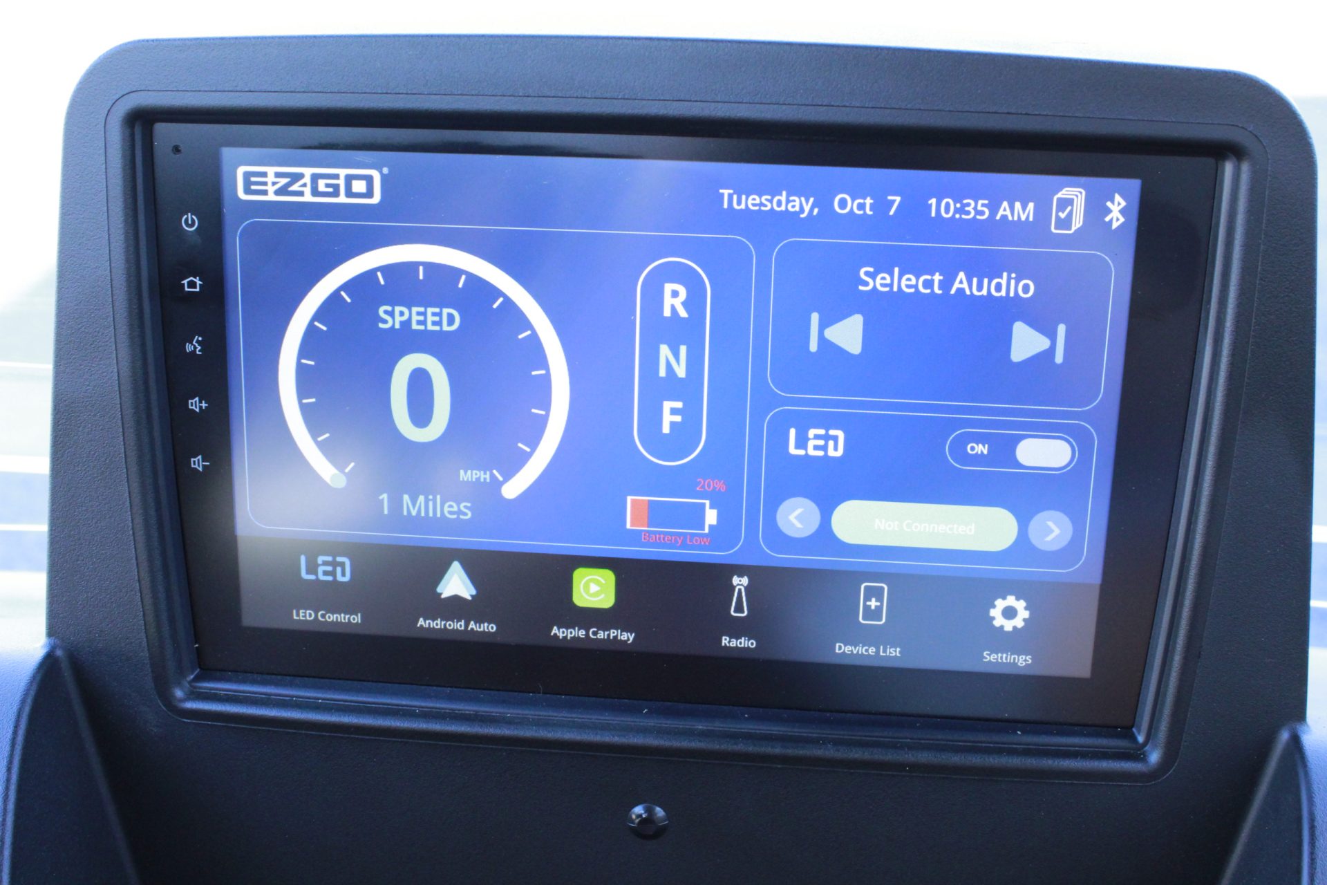 
								2026 E-Z-GO RXV 4 Summit XT Elite Lithium full									