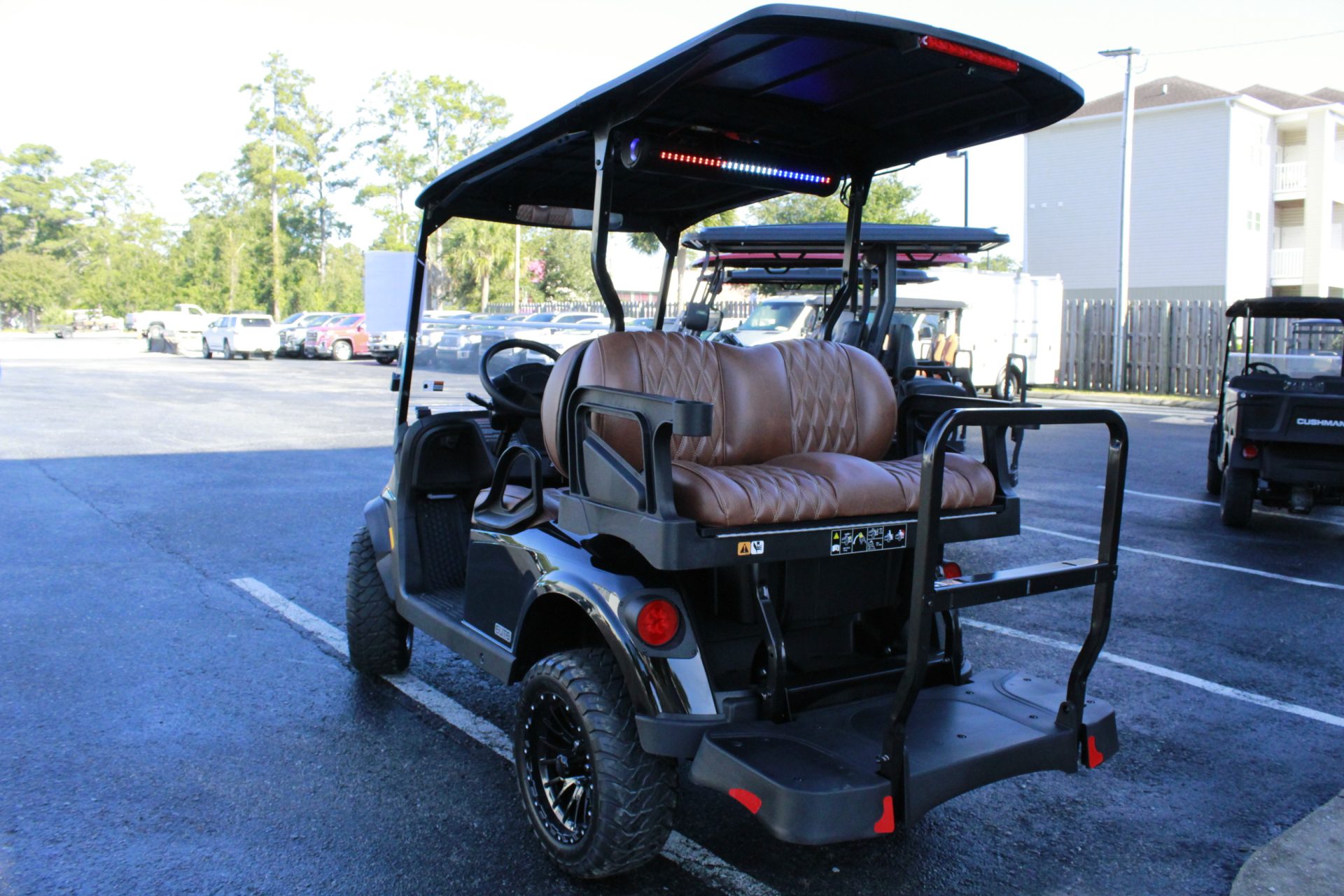 
								2026 E-Z-GO RXV 4 Summit XT Elite Lithium full									