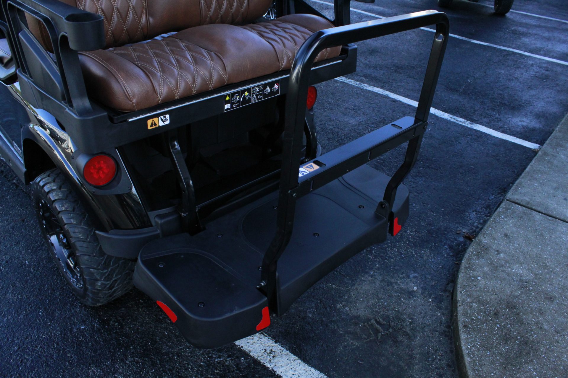 
								2026 E-Z-GO RXV 4 Summit XT Elite Lithium full									