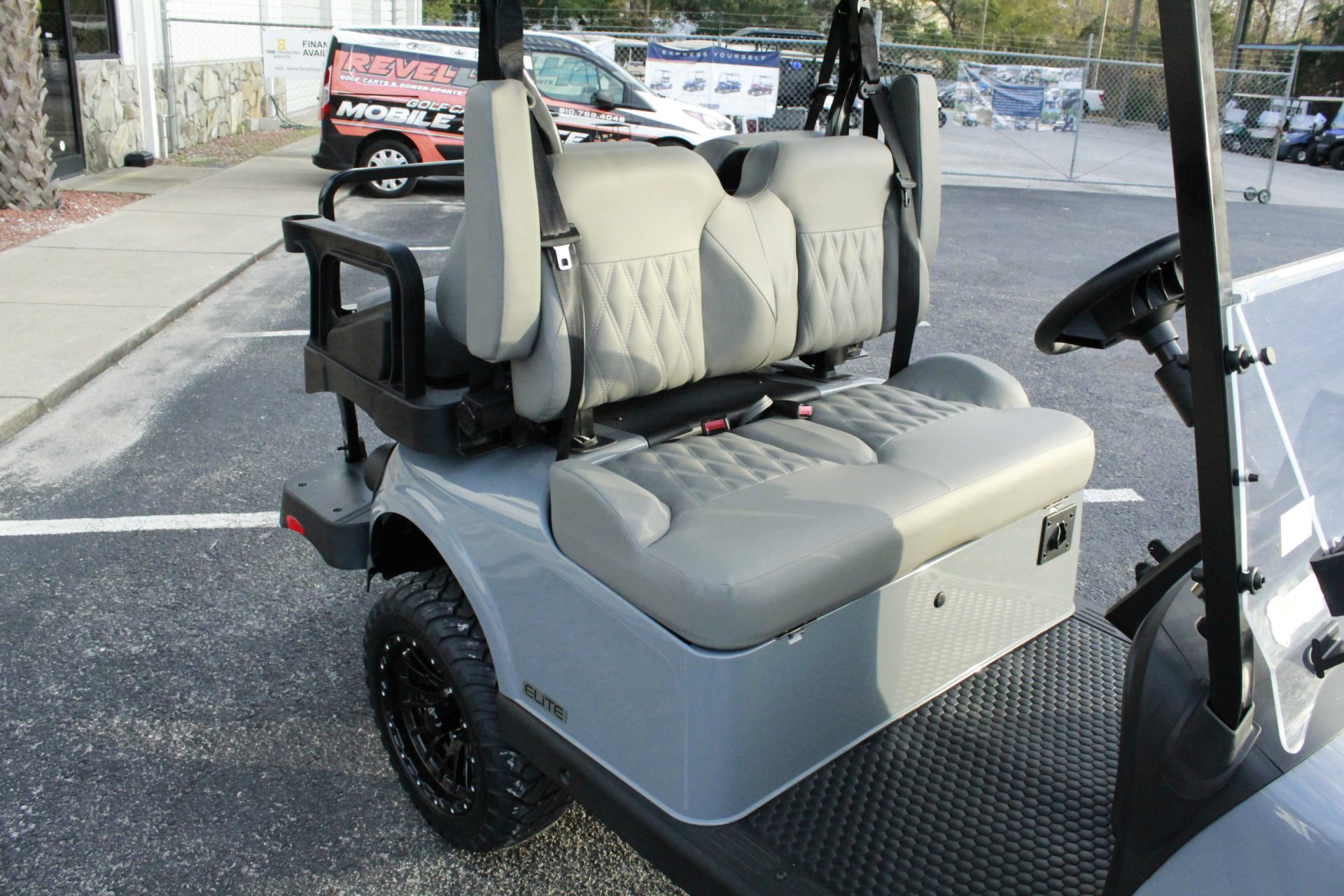 
								2026 E-Z-GO RXV 4 Summit XTL Elite Lithium full									