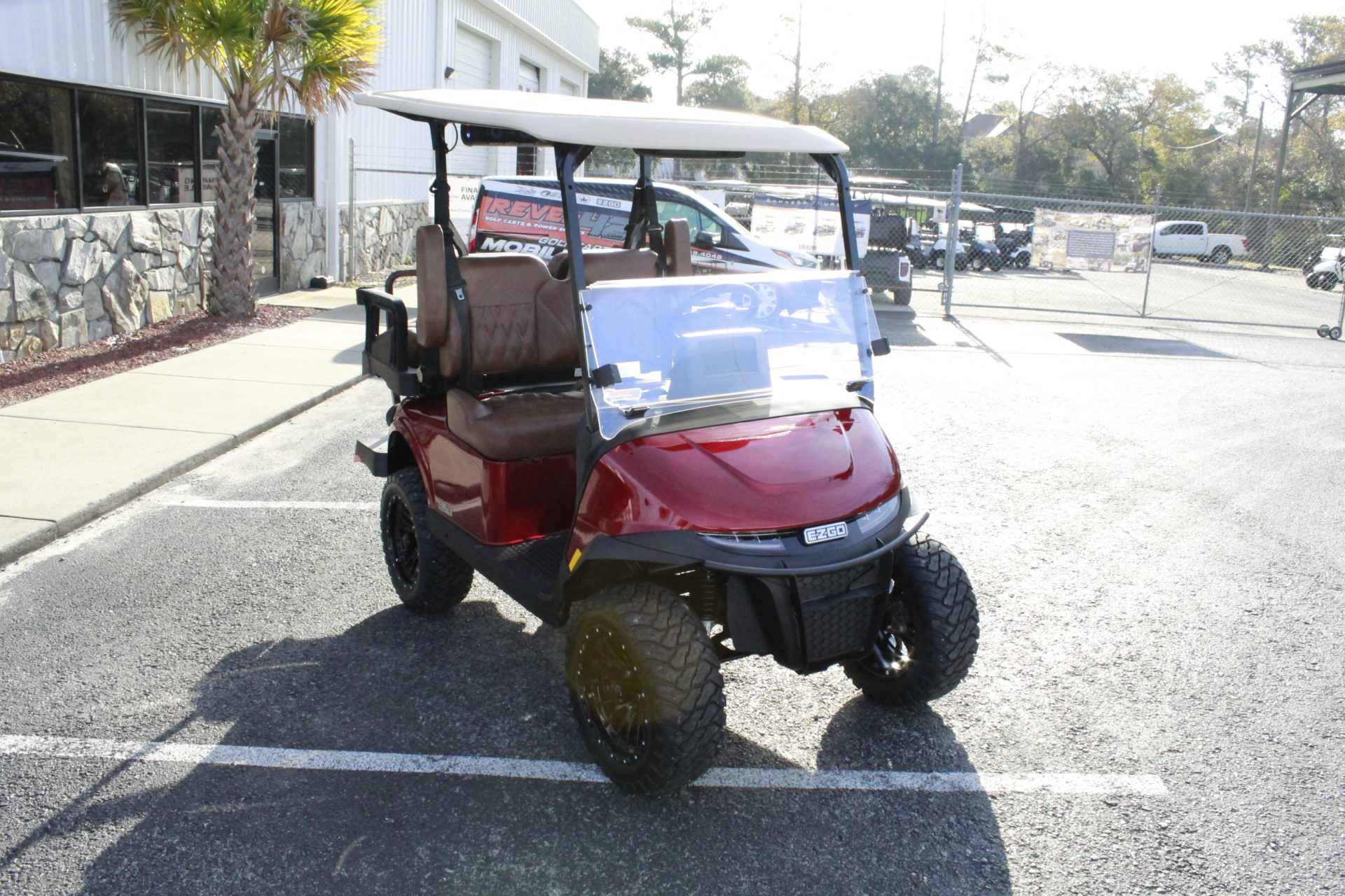 
								2026 E-Z-GO RXV 4 Summit XTL Elite Lithium full									