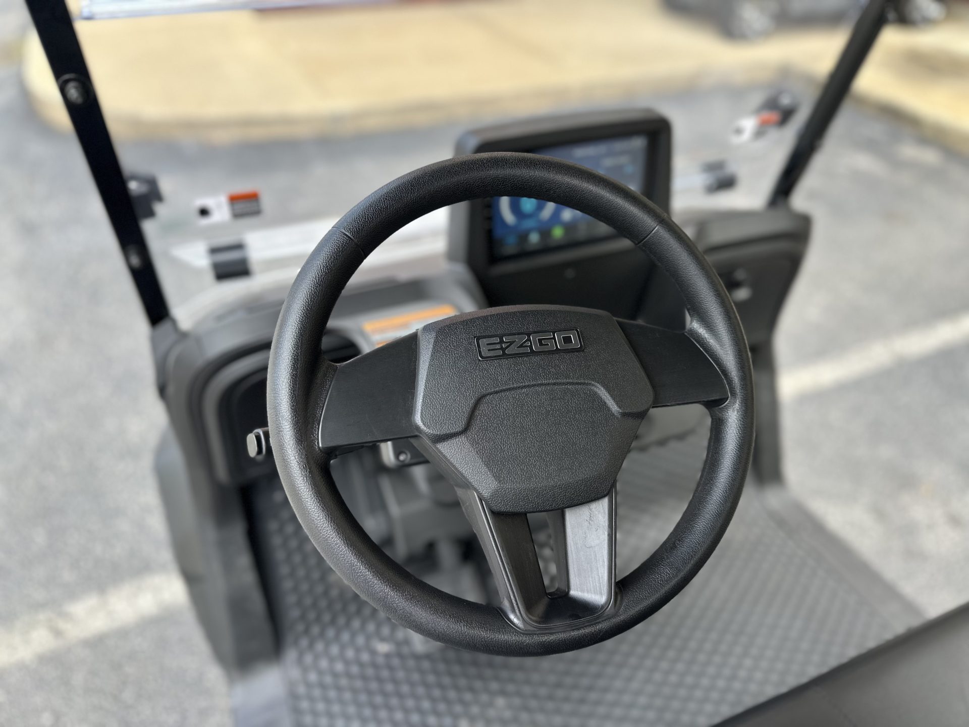 
								2026 E-Z-GO RXV 4 Summit XTL Elite Lithium full									
