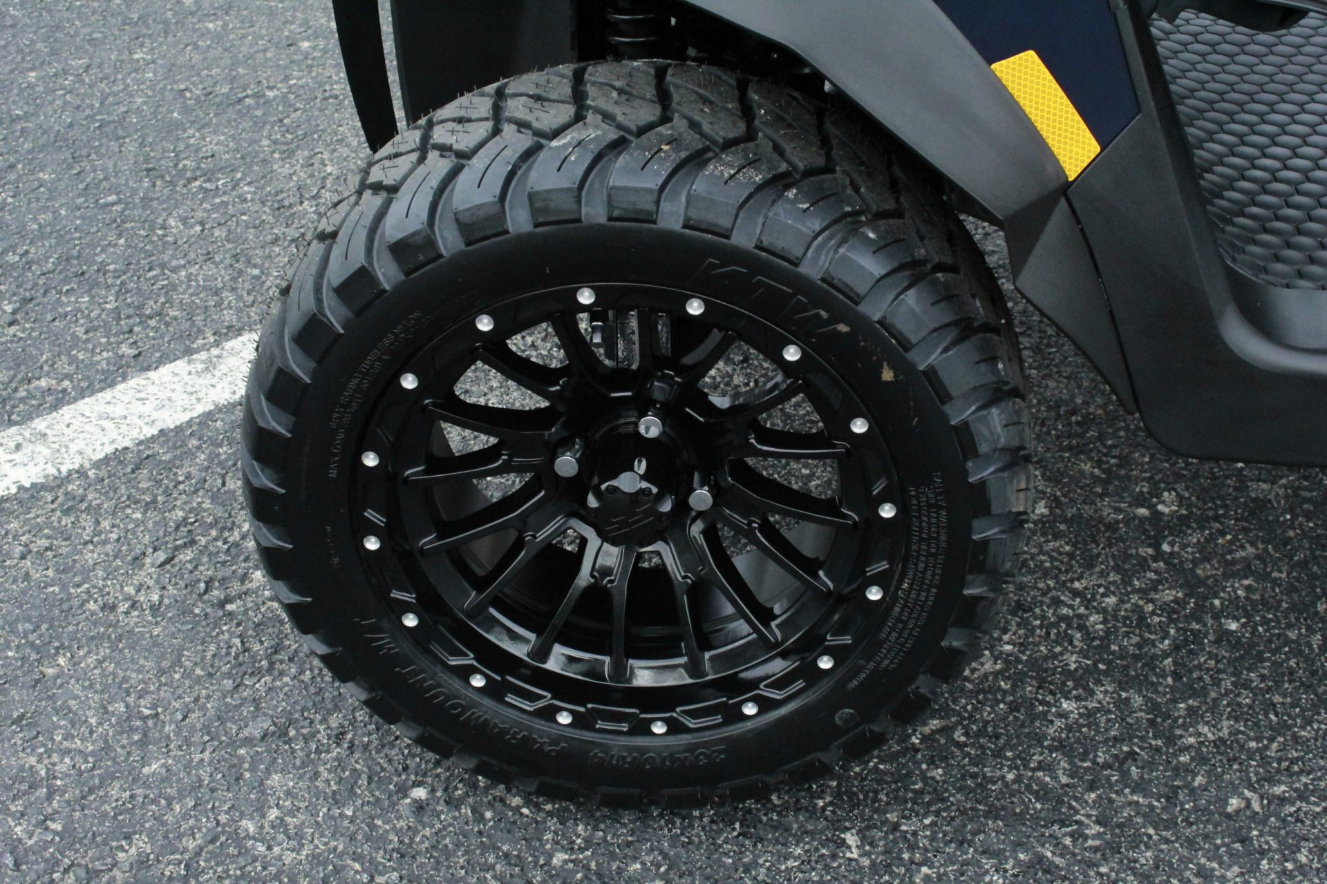 
								2026 E-Z-GO RXV 4 Summit XTL Elite Lithium full									