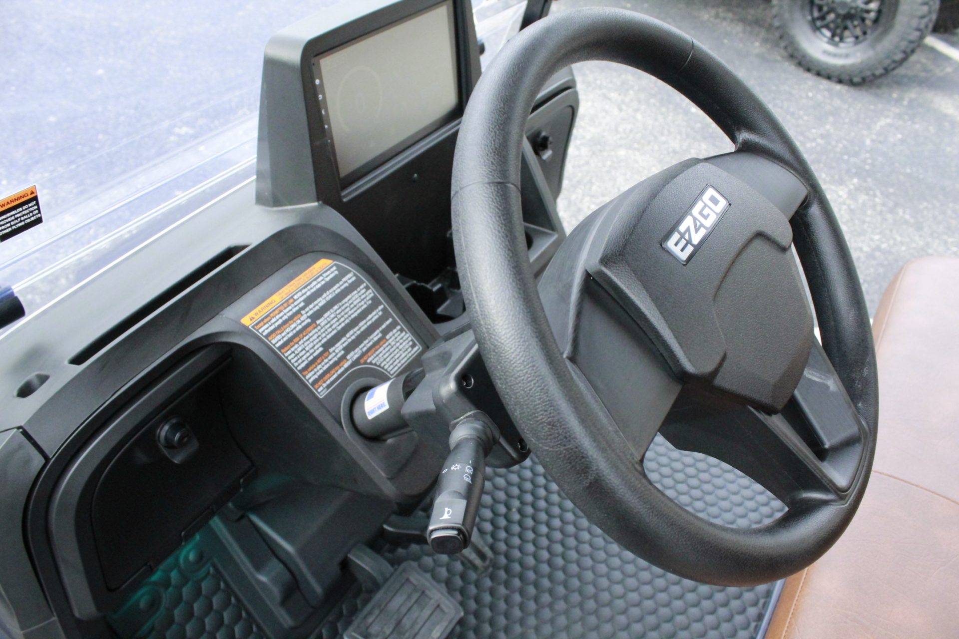 
								2026 E-Z-GO RXV 4 Summit XTL Elite Lithium full									