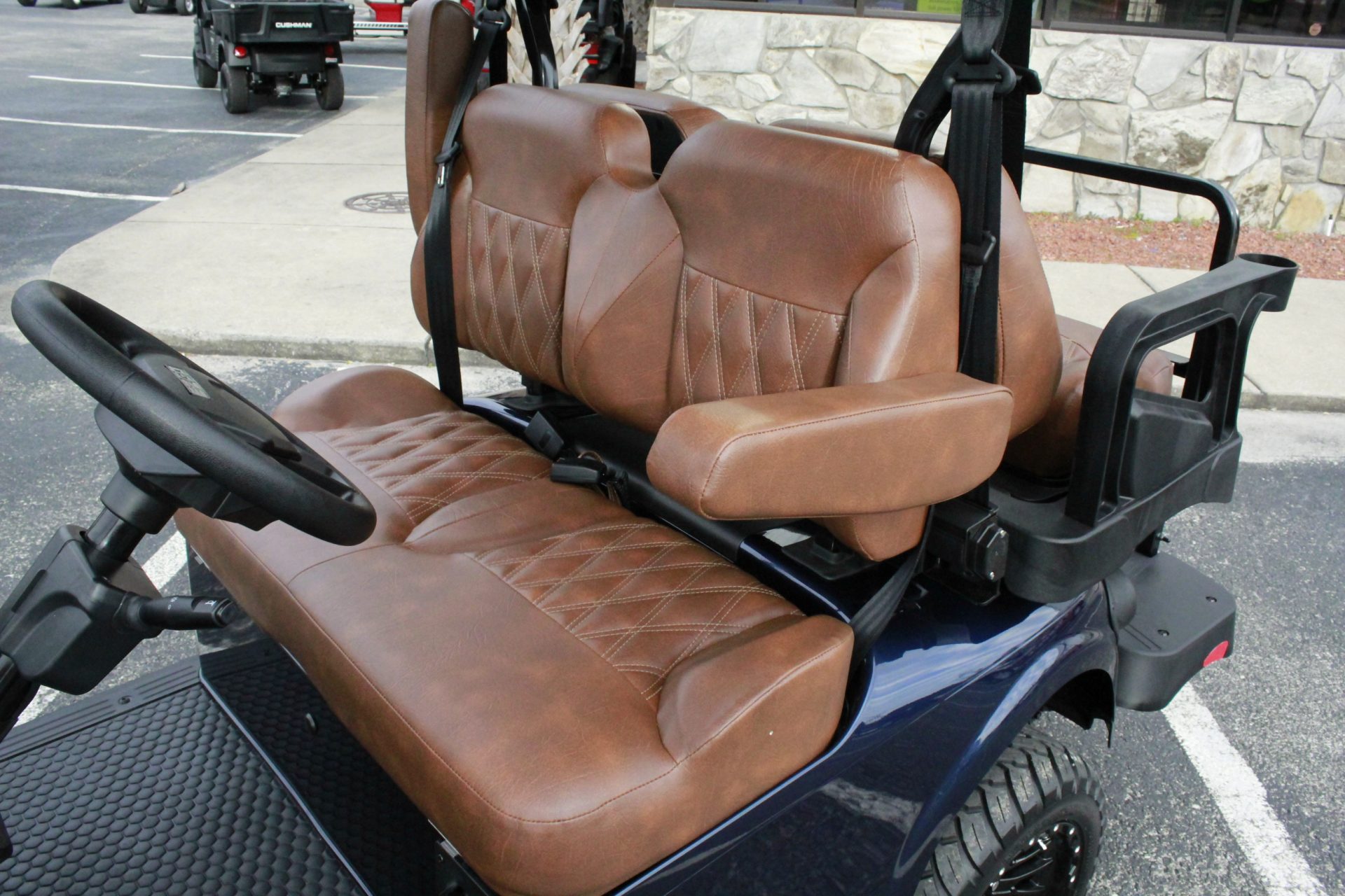 
								2026 E-Z-GO RXV 4 Summit XTL Elite Lithium full									