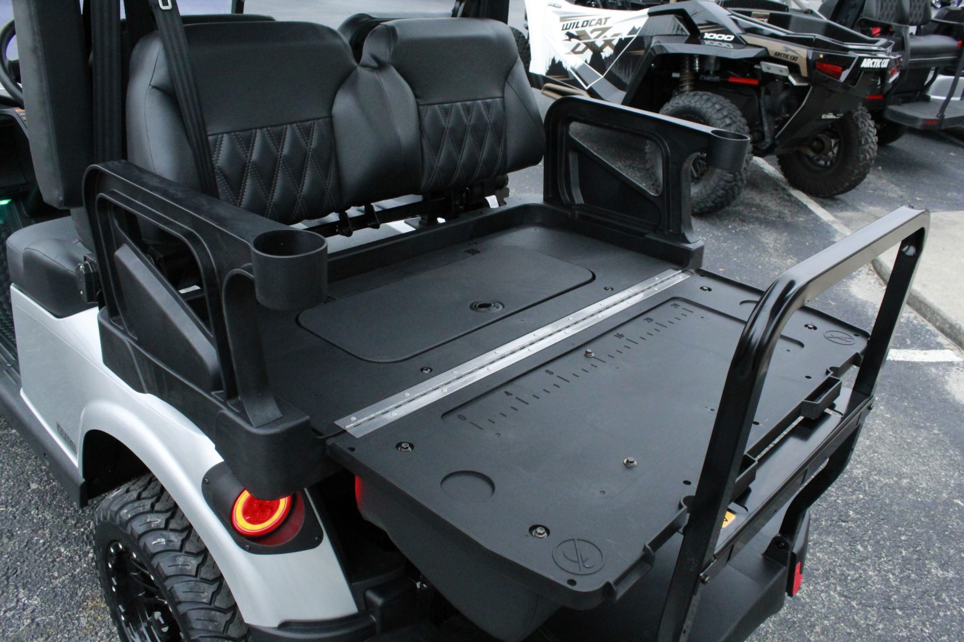 
								2026 E-Z-GO RXV 4 Summit XTL Elite Lithium full									