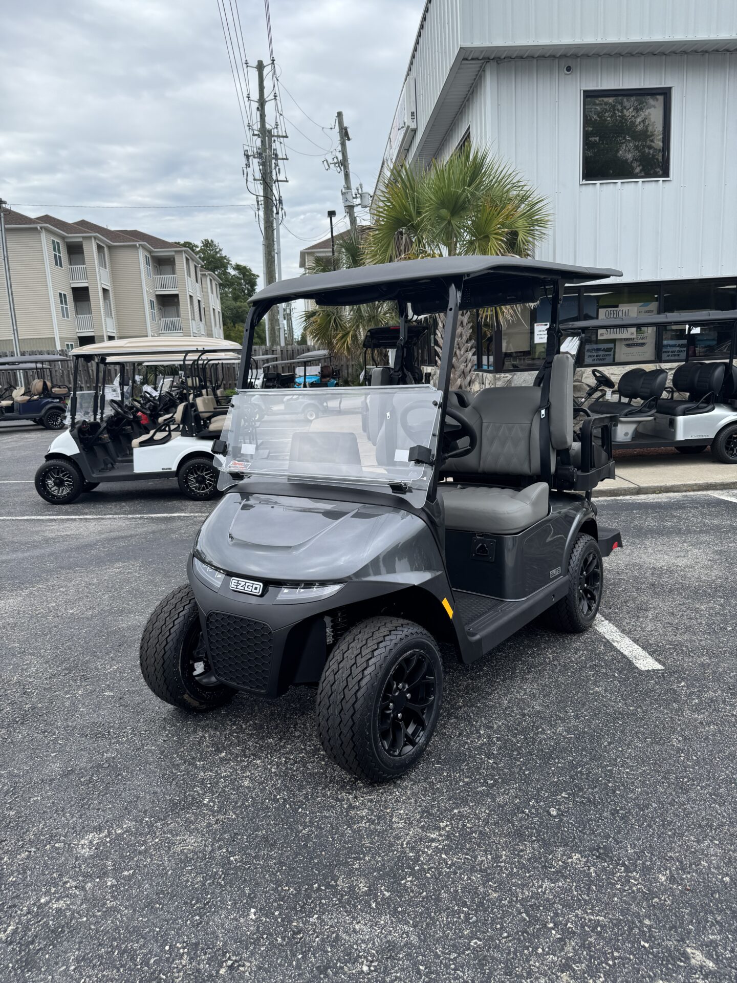 2026 E-Z-GO RXV 4 Touring STL Elite Lithium