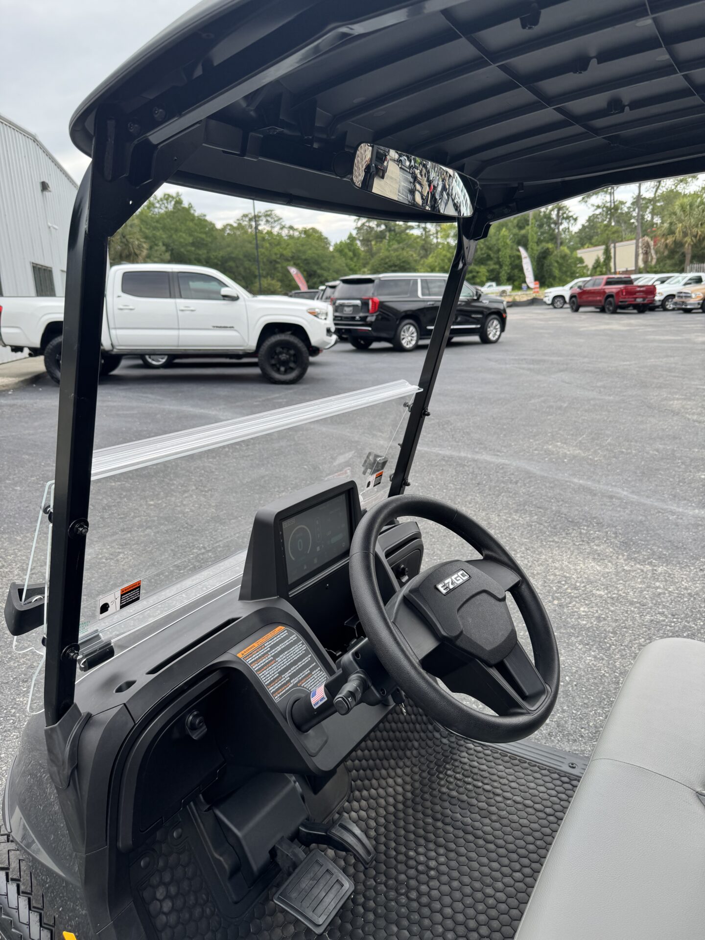 
								2026 E-Z-GO RXV 4 Touring STL Elite Lithium full									