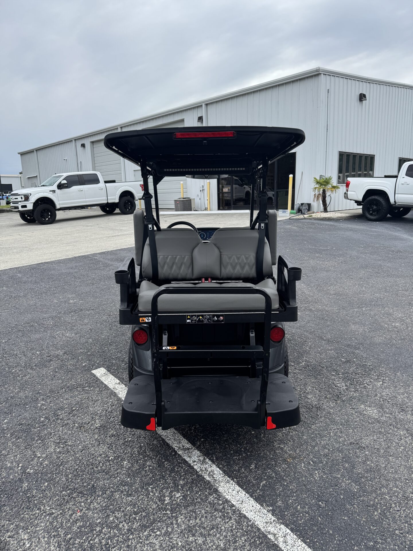 
								2026 E-Z-GO RXV 4 Touring STL Elite Lithium full									