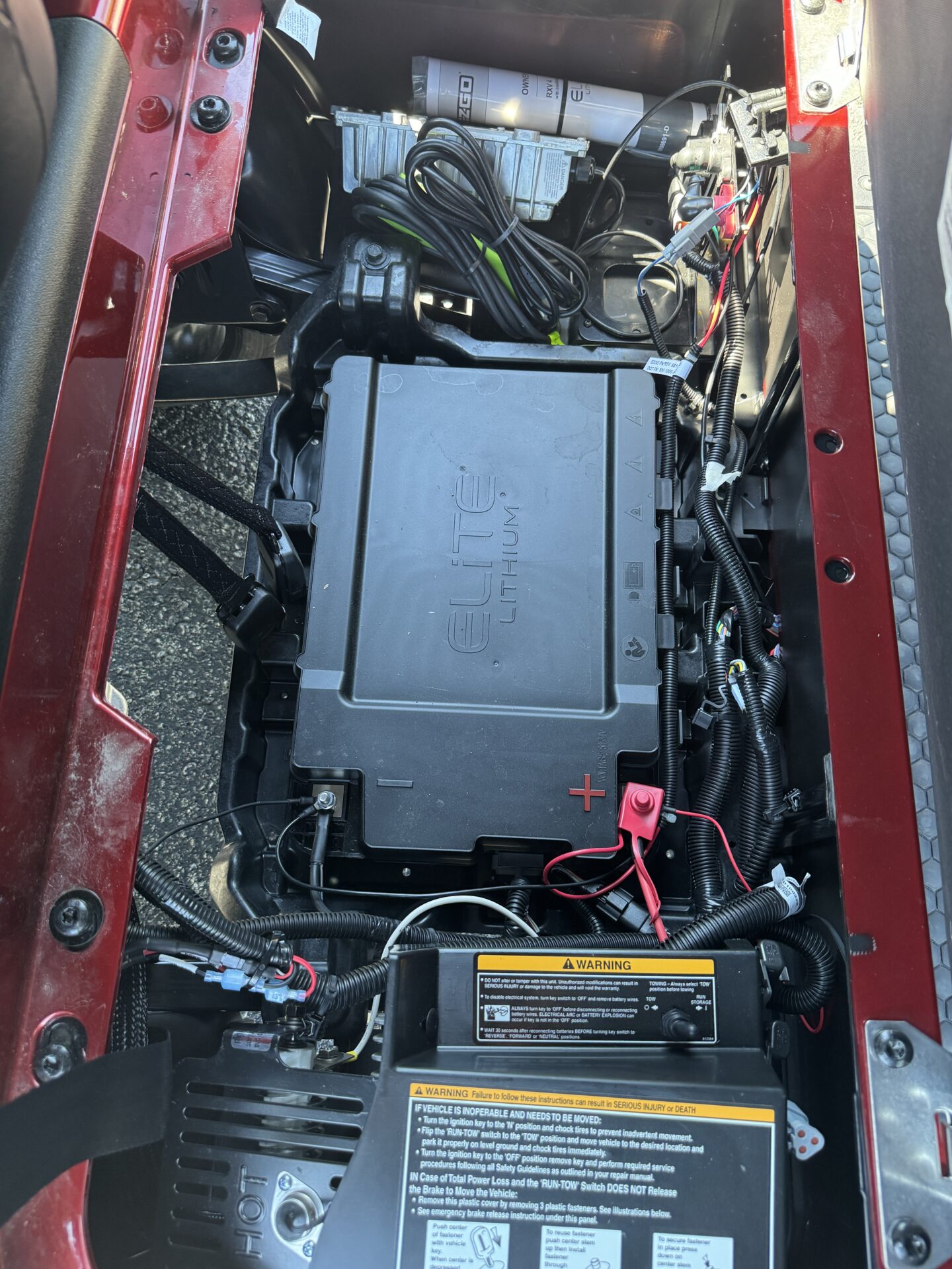 
								2026 E-Z-GO RXV 4 Touring STL Elite Lithium full									