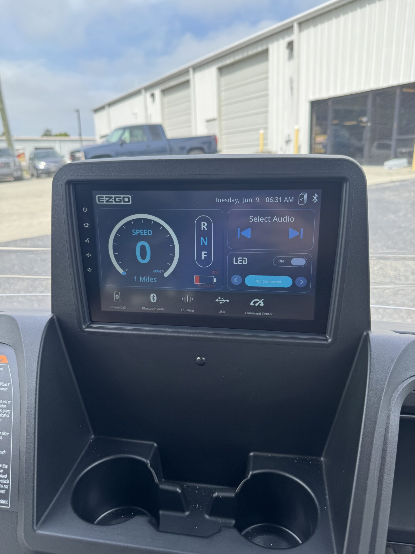 
								2026 E-Z-GO RXV 4 Touring STL Elite Lithium full									
