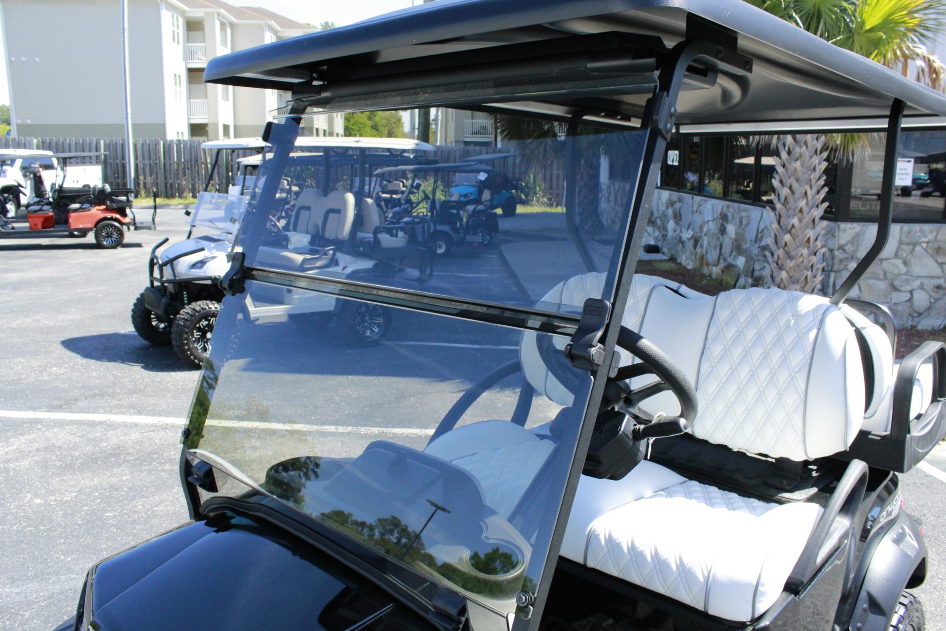 
								2027 Club Car Onward Lifted full									