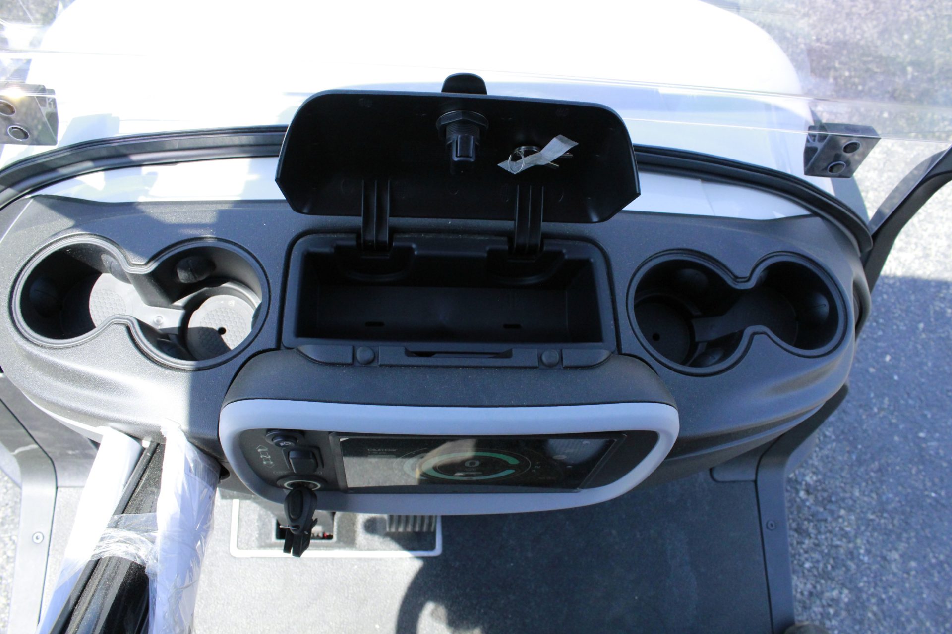 
								2027 Club Car Onward Lifted full									