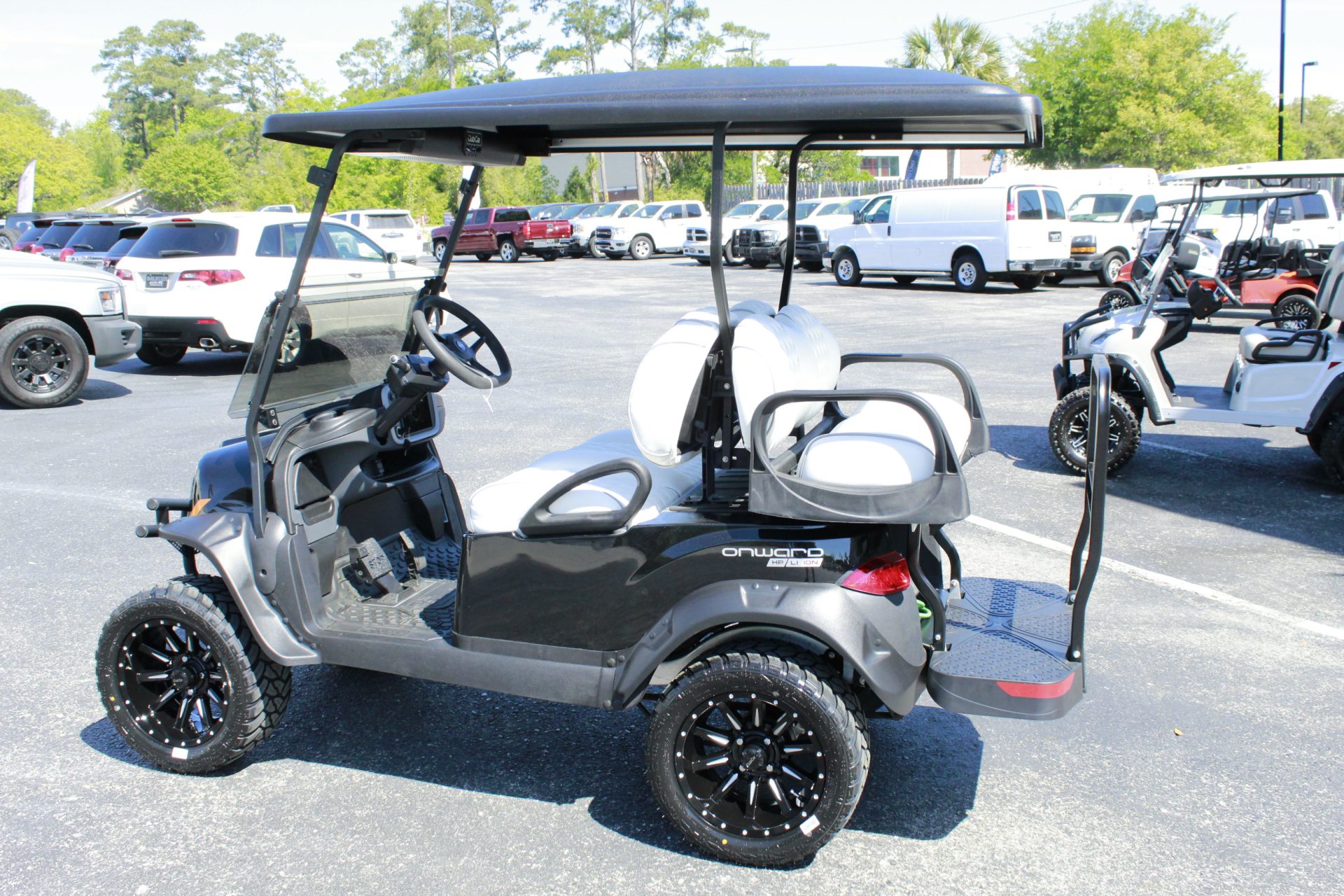 
								2027 Club Car Onward Lifted full									
