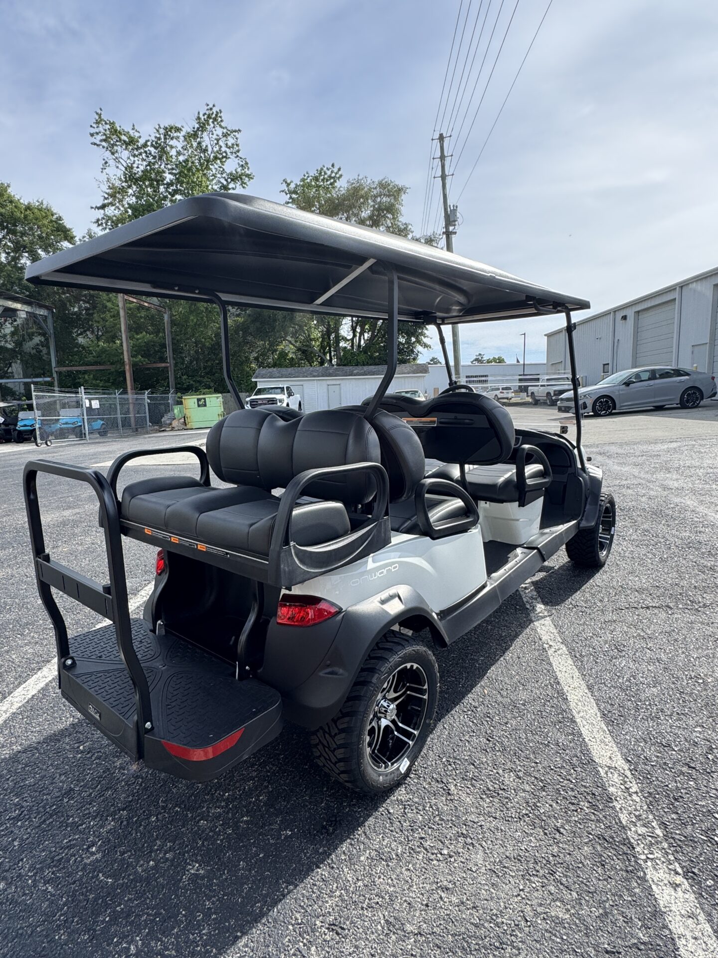 
								2027 Club Car Onward Lifted full									