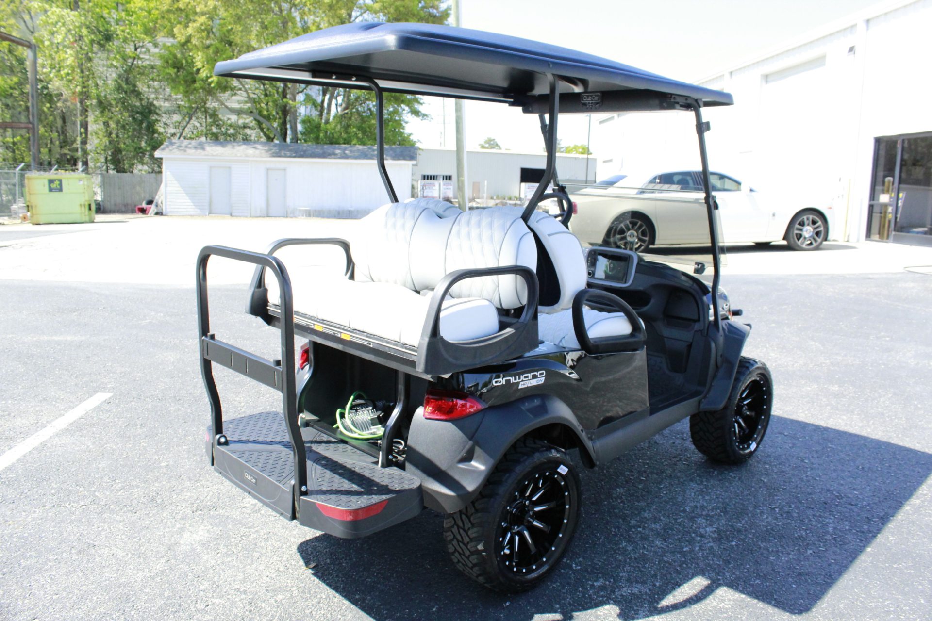 
								2027 Club Car Onward Lifted full									