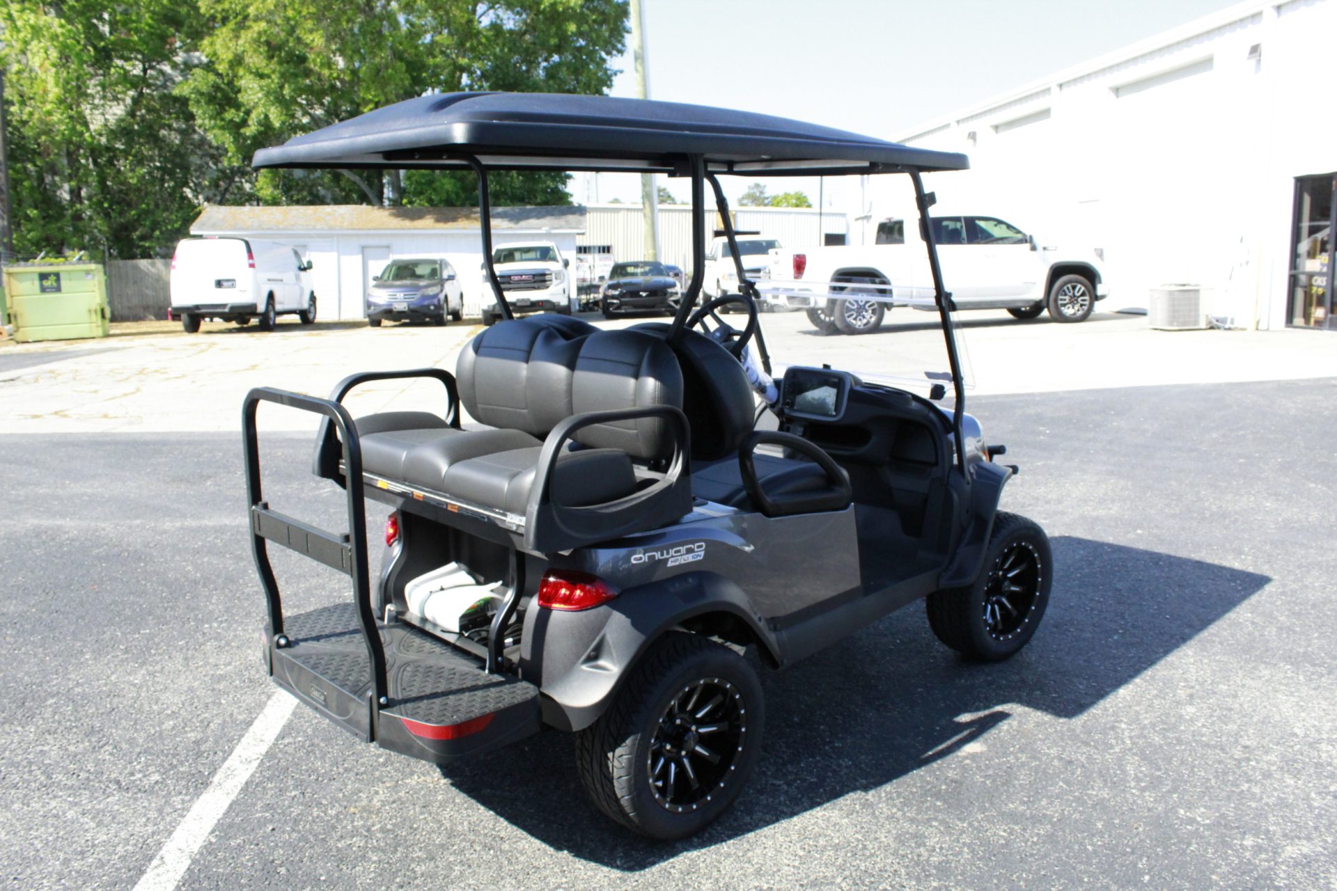 
								2027 Club Car Onward Lifted full									