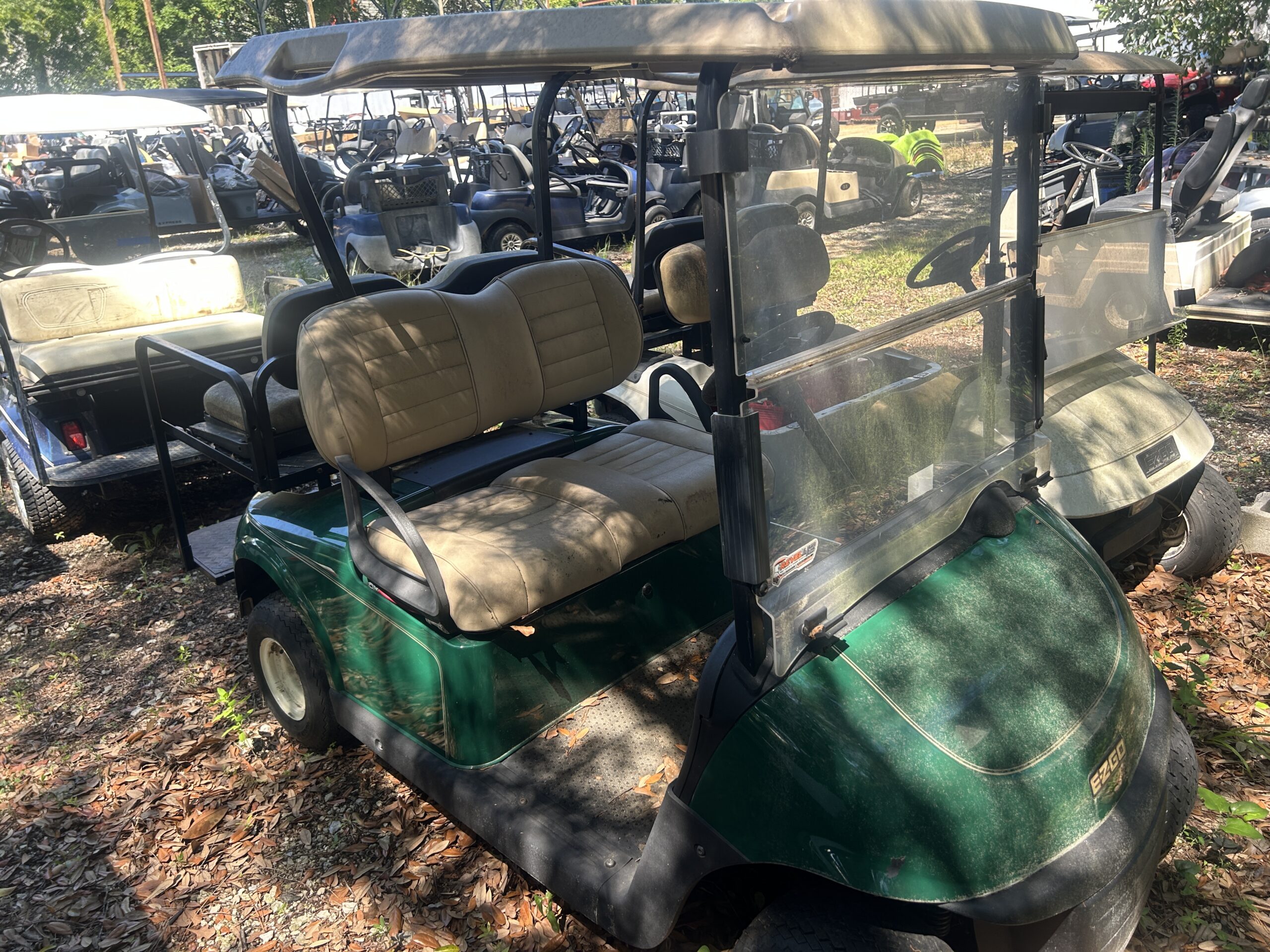 
								2018 E-Z-GO RXV full									