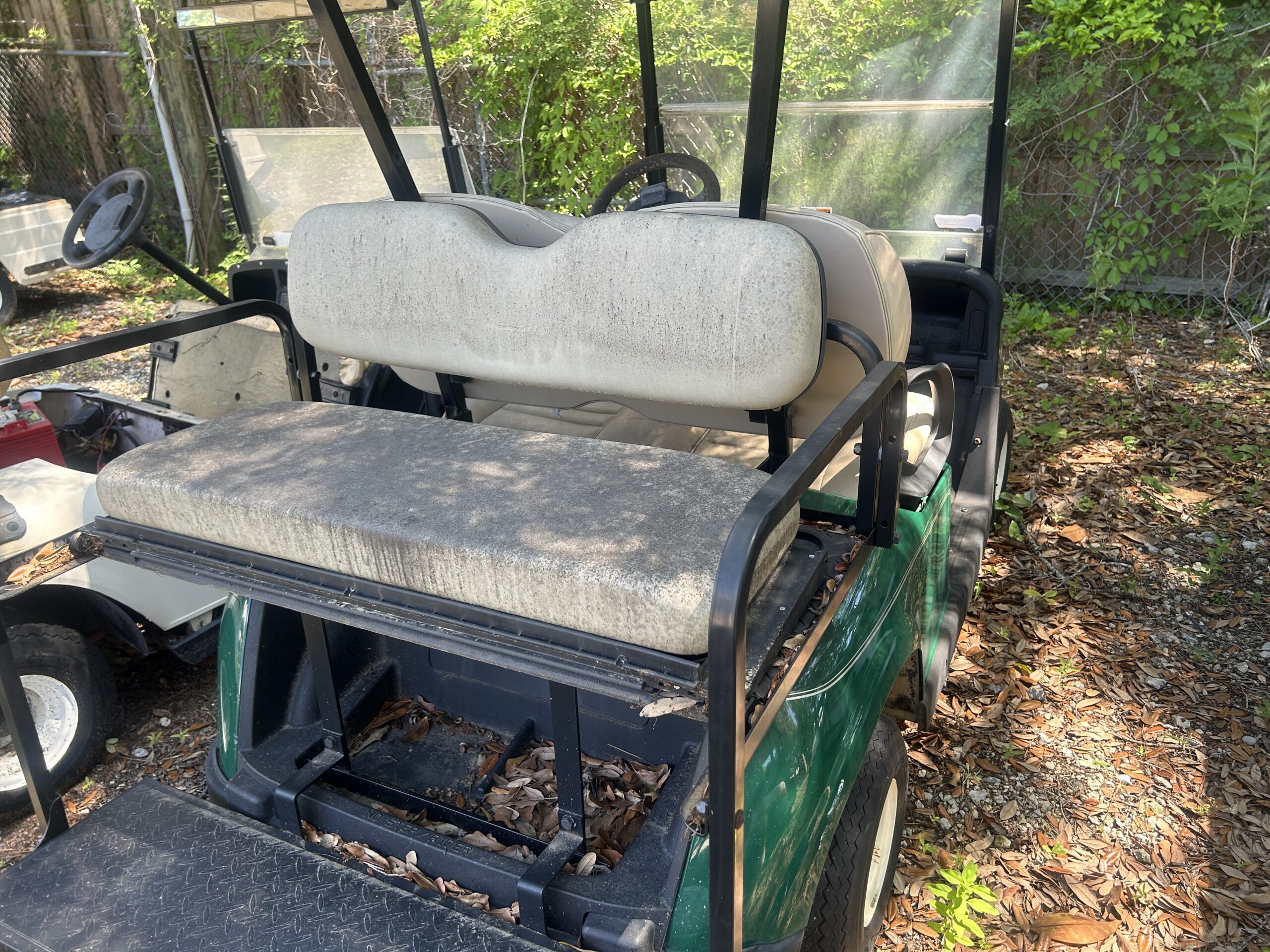 
								2018 E-Z-GO RXV full									