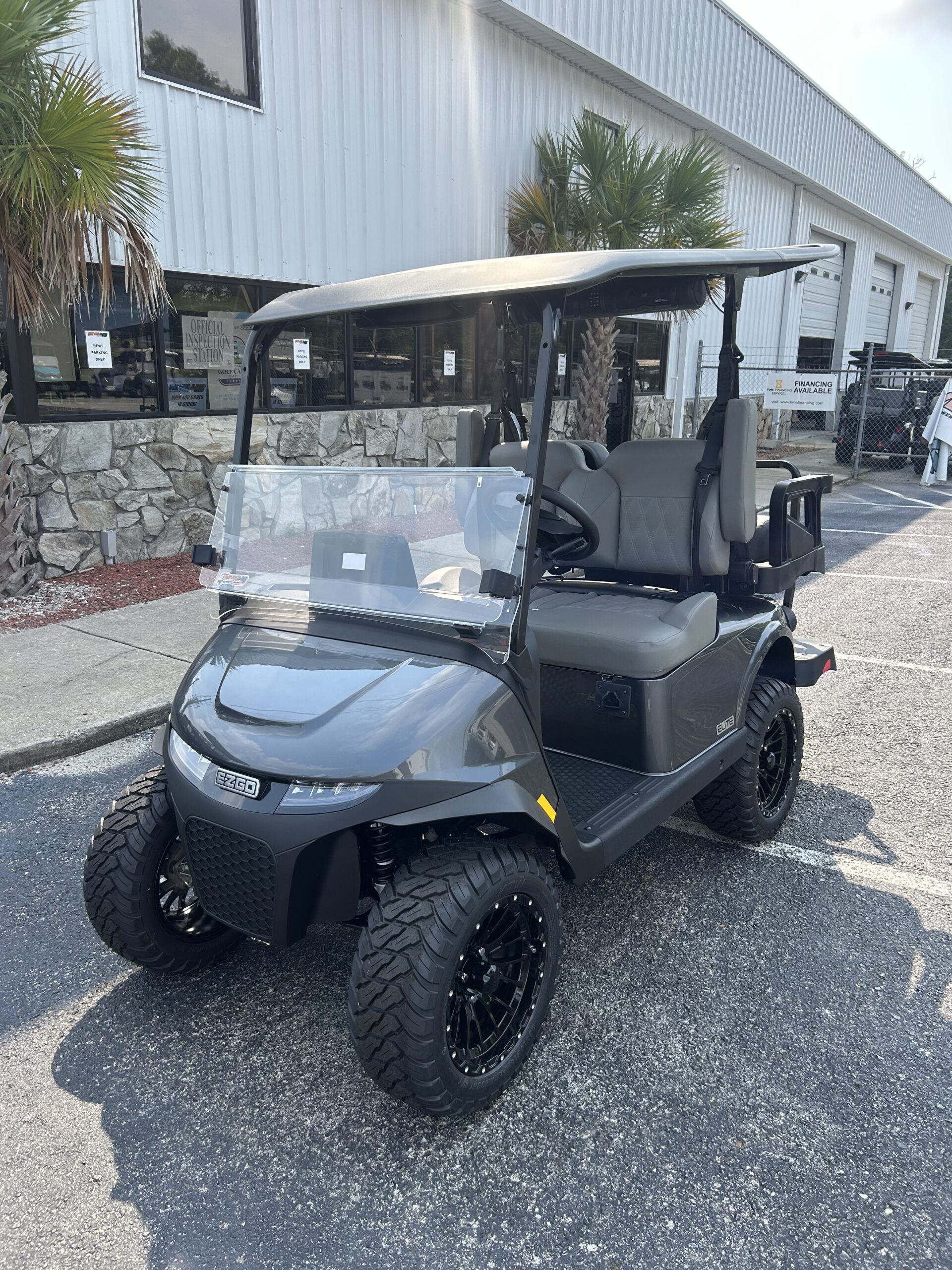 2026 E-Z-GO RXV 4 Summit XTL Elite Lithium