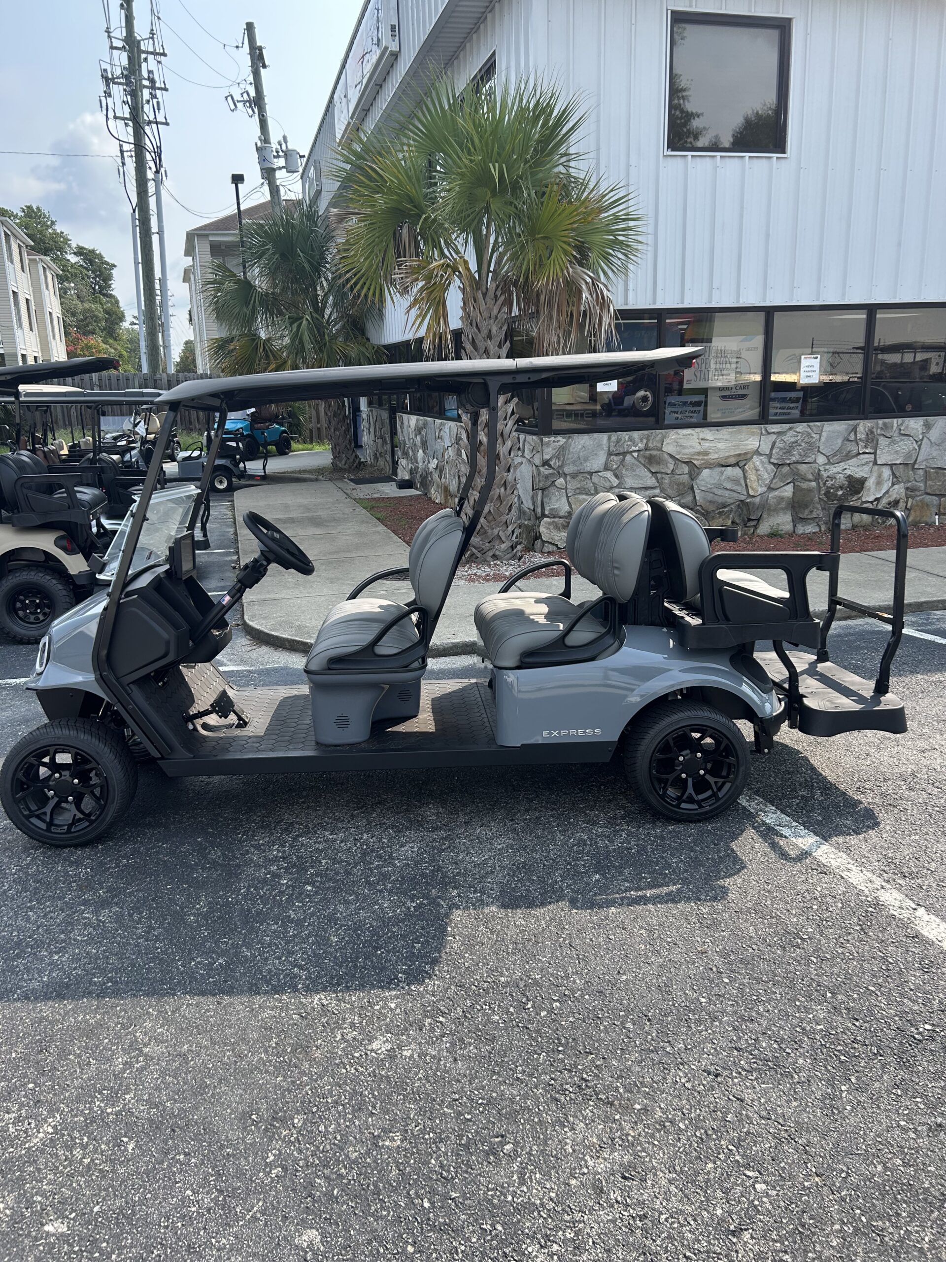 2026 E-Z-GO Express 6 ELiTE Lithium (standard)