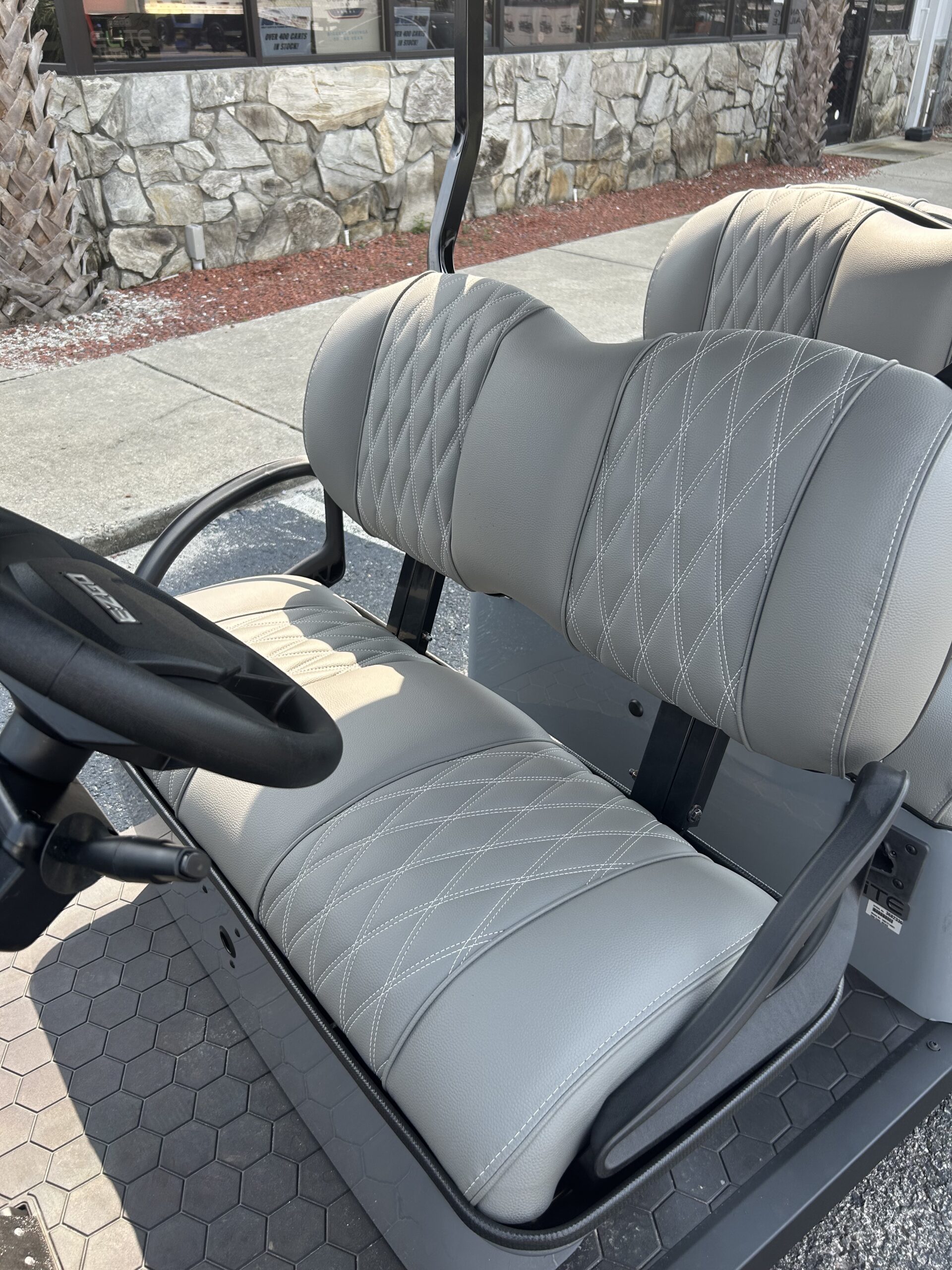 2026 E-Z-GO Express 6 ELiTE Lithium (standard)
