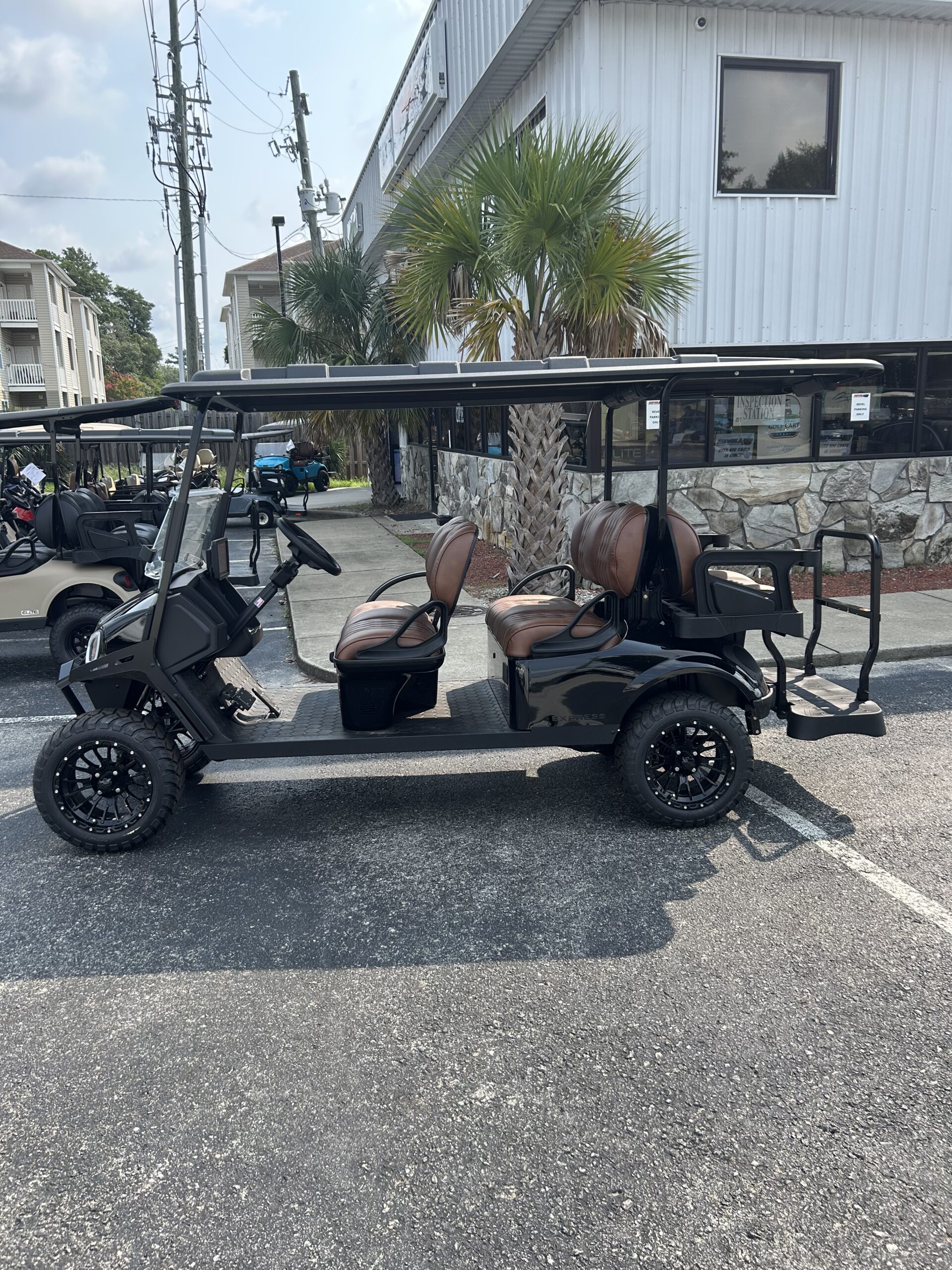 2026 E-Z-GO Express 6 Gas (lifted)
